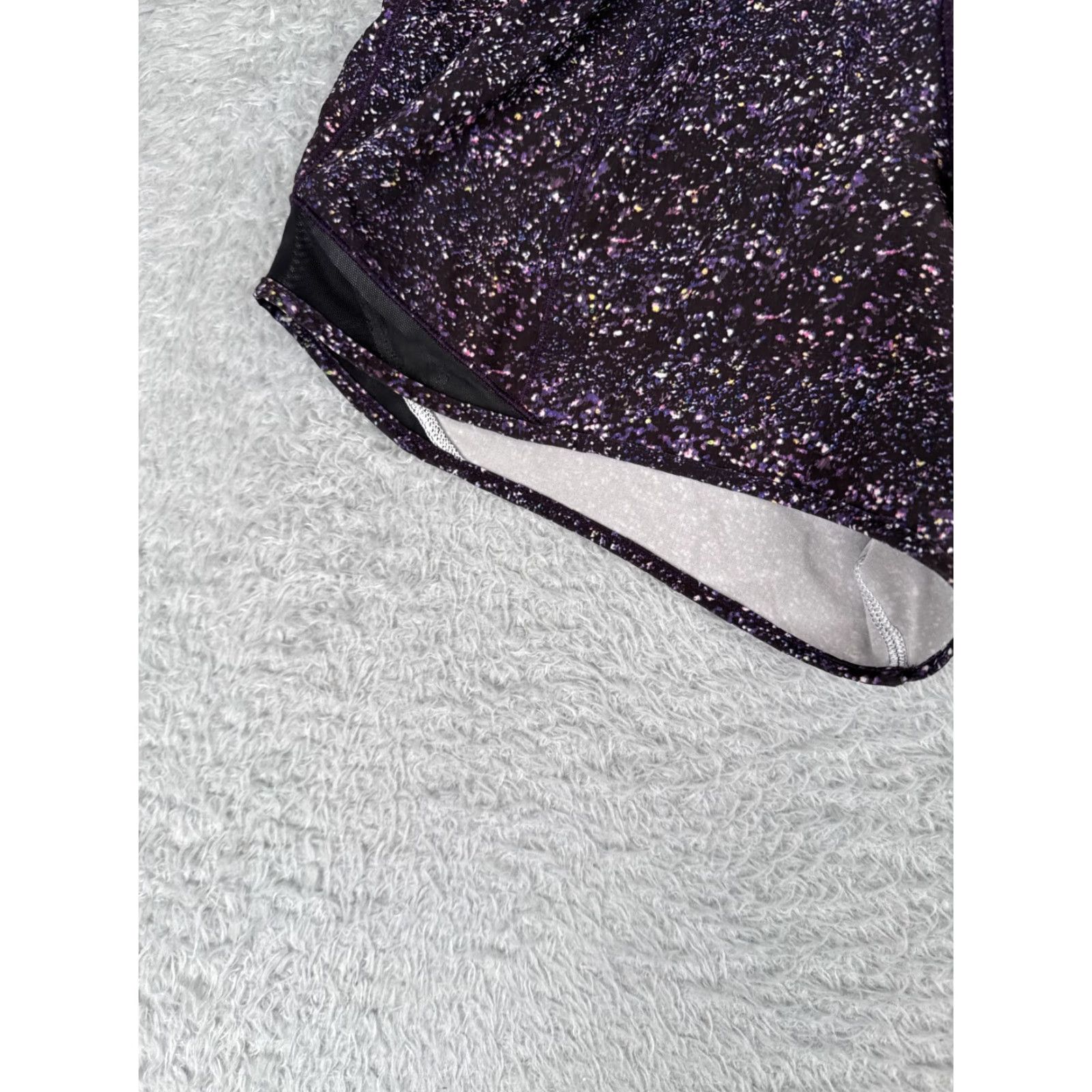 Lululemon Lululemon Shorts Women 4 Black Hotty Hot Short II 4" Swift Fabric Activewear Womens W7AIST Size 27" / US 4 / IT 40 - 3 Thumbnail