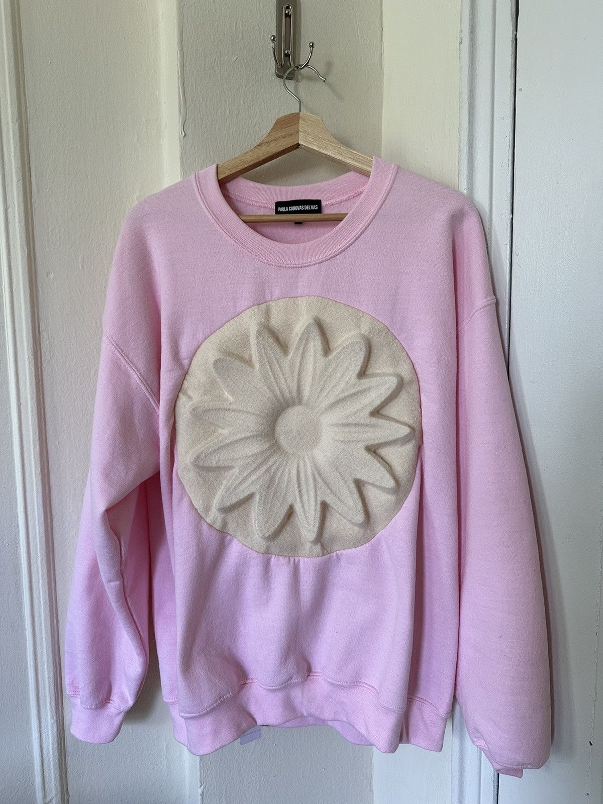 Other Paula Canovas Del Vas Pink Flower Embossed Sweatshirt Size US M / EU 48-50 / 2 - 1 Thumbnail
