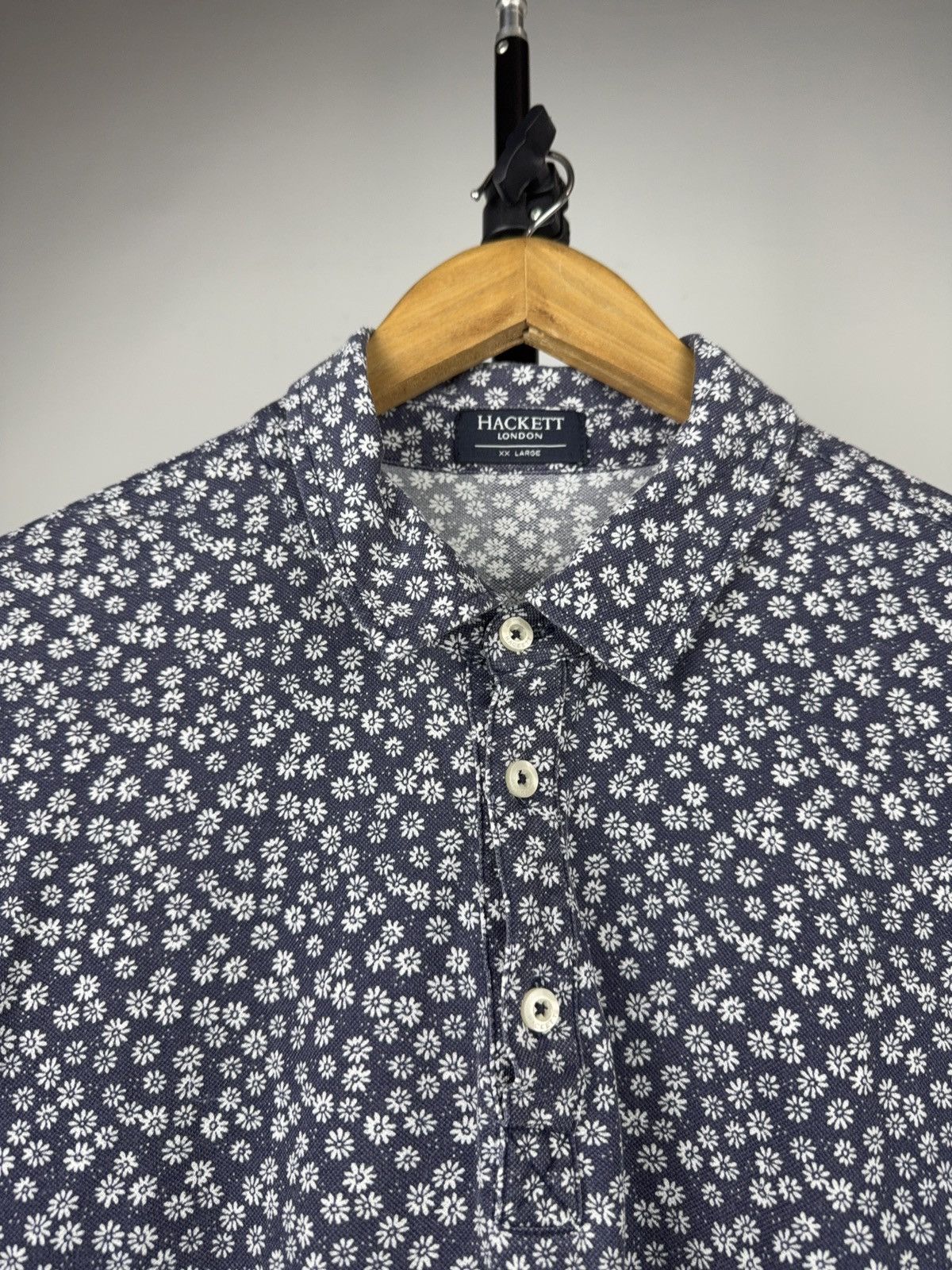 Hackett 00s Luxury Hackett London Floral Print Faded Polo Shirt Navy Size US XL / EU 56 / 4 - 3 Thumbnail