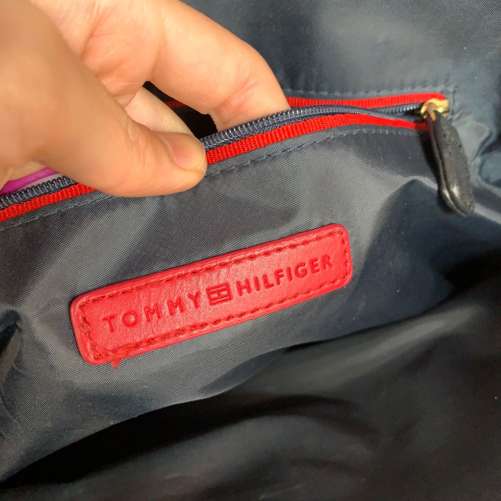 Tommy Hilfiger Tommy Hilfiger Womens Tote Bag Black-White Size Medium Purse Size ONE SIZE - 4 Thumbnail