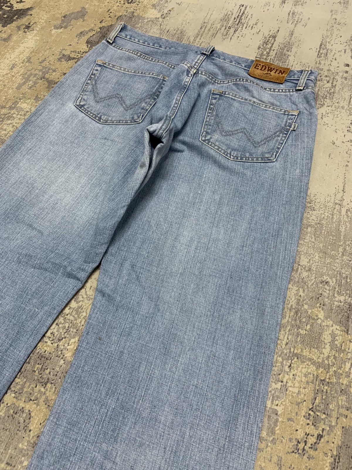 Japanese Brand Vintage Edwin Blue Wash Baggy Style Jeans 33x31.5 Size US 33 - 11 Thumbnail
