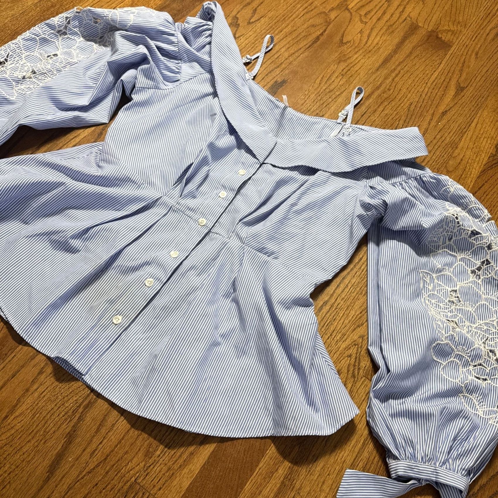 Free People Free People Striped Bell Button Blouse Top L Womens Blue White Size L Size L / US 10 / IT 46 - 5 Thumbnail