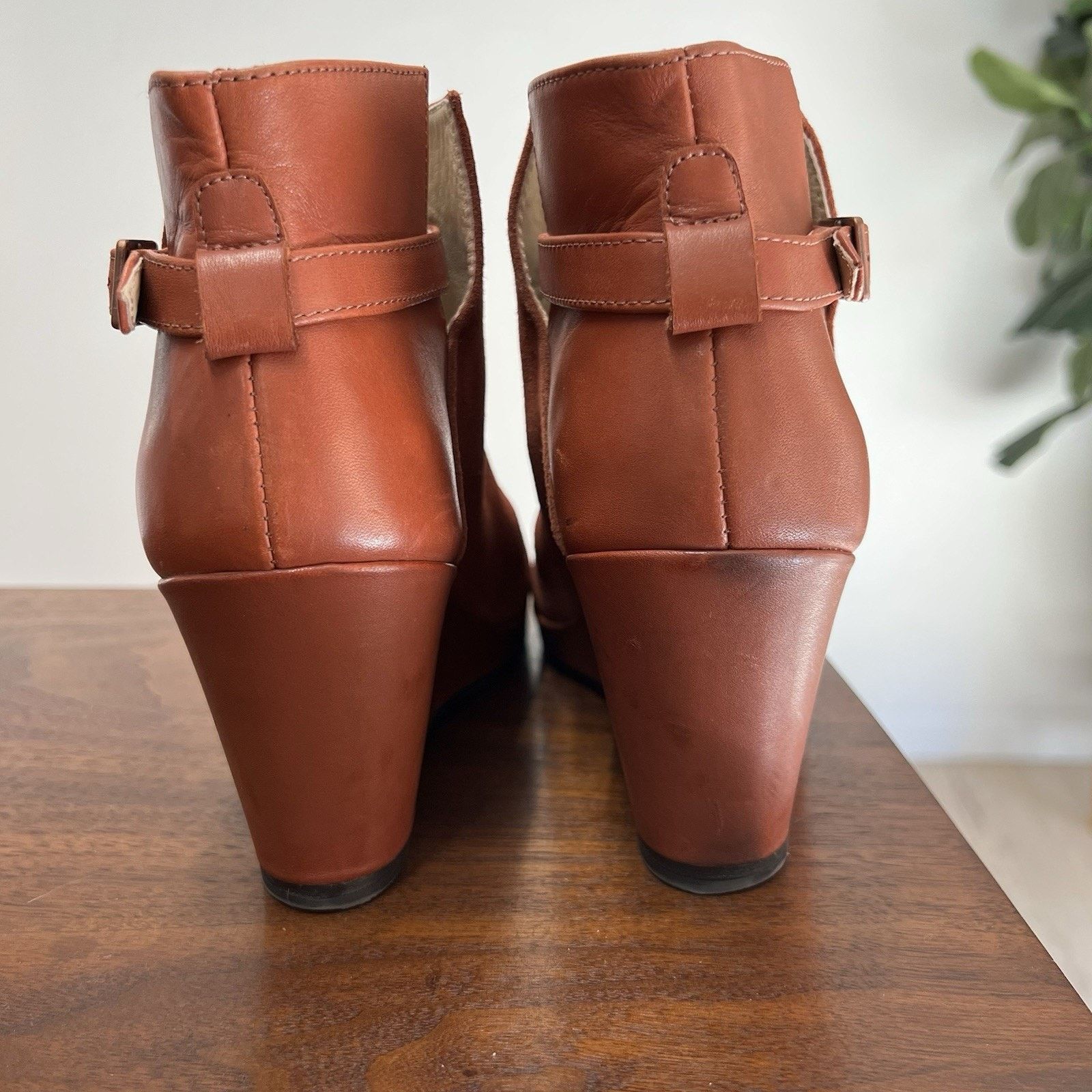 Wolverine Wolverine Samantha Pleet 8B Suede Wedge Bootie 1000 Mile Size US 8 / IT 38 - 3 Thumbnail