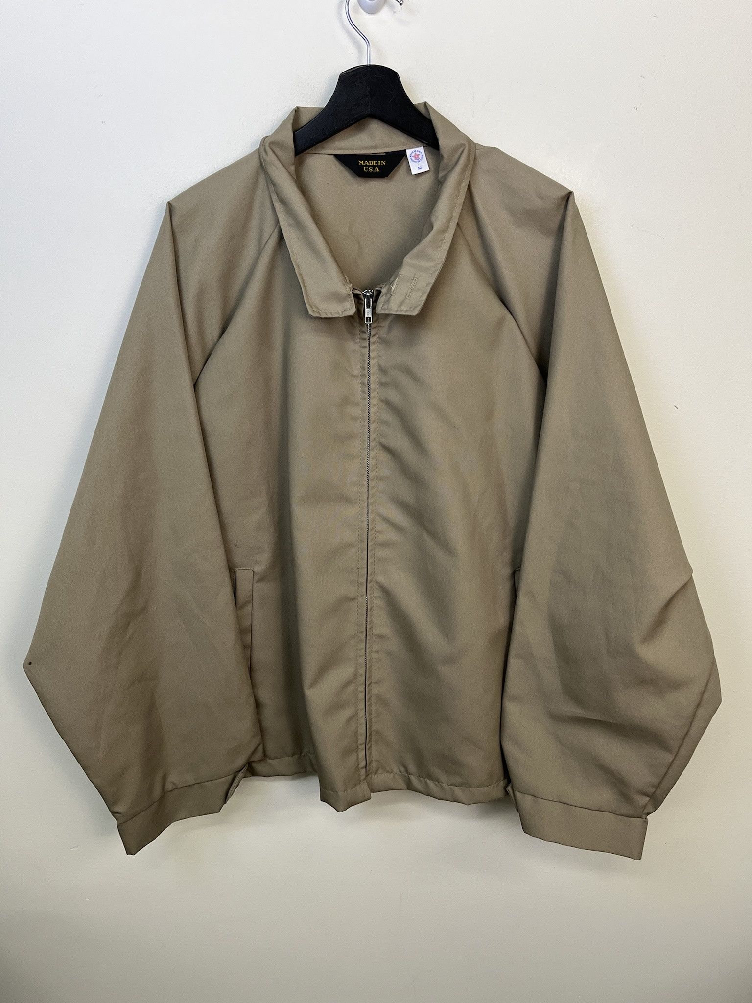 Vintage Vintage Jacket 1990s Made in USA Neck Strap Full Zip Light Jacket Size XXL (52) Size US XXL / EU 58 / 5 - 1 Thumbnail