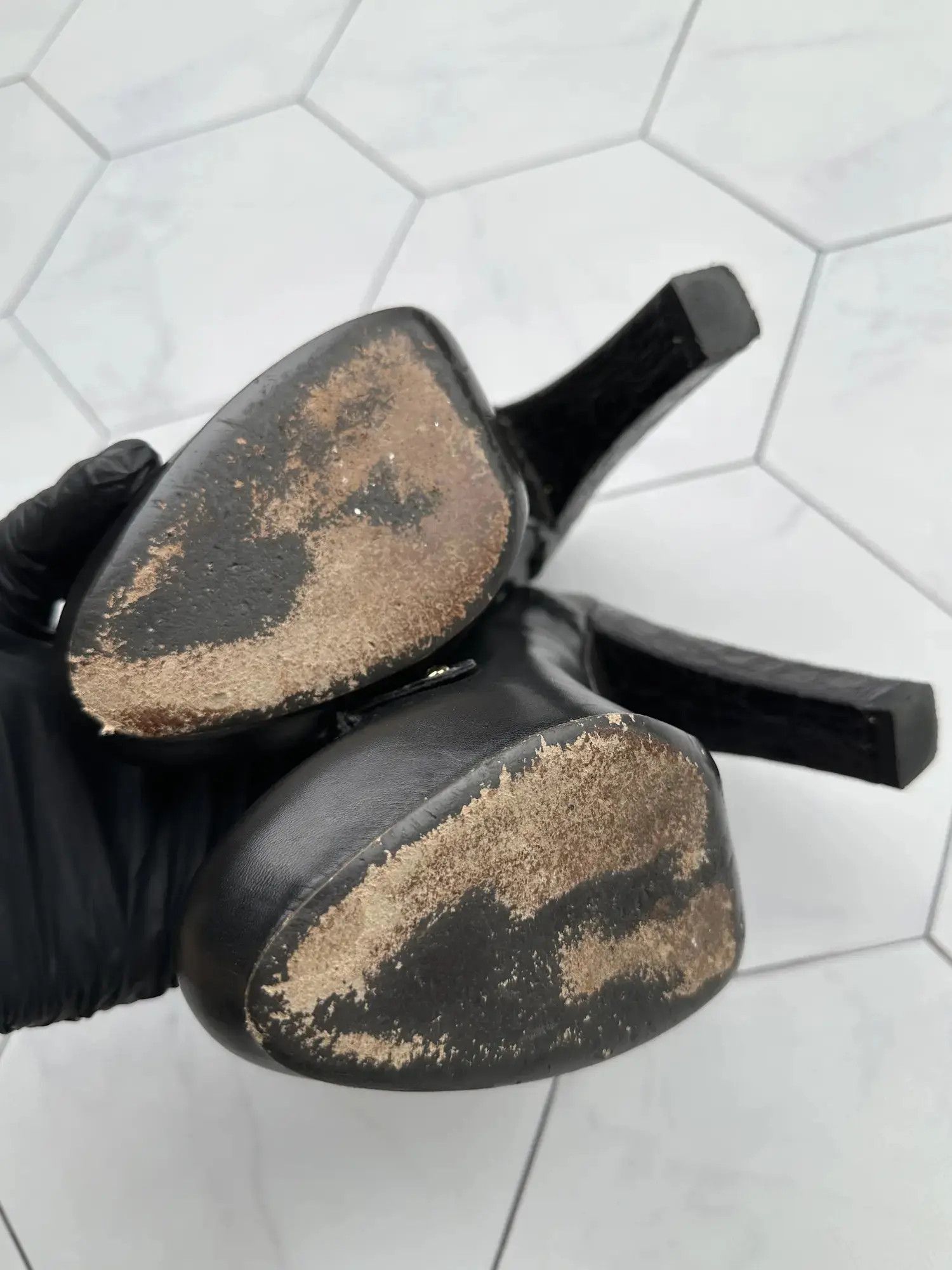 Just Cavalli Just Cavalli Vintage Heels (W59) Size US 7 / IT 37 - 8 Thumbnail