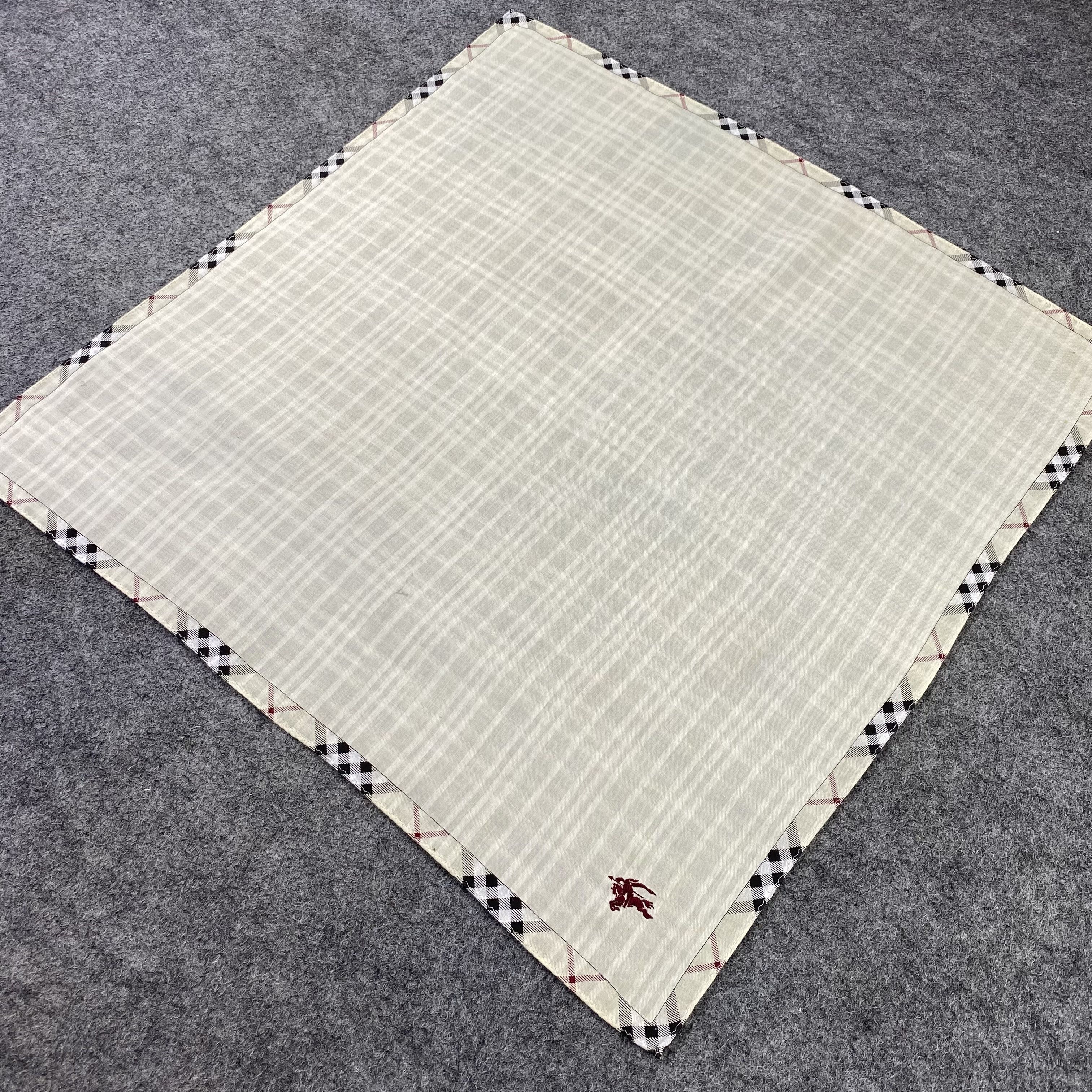 Burberry Burberry Handkerchief / Bandana / Neckerchief-B522 Size ONE SIZE - 4 Thumbnail
