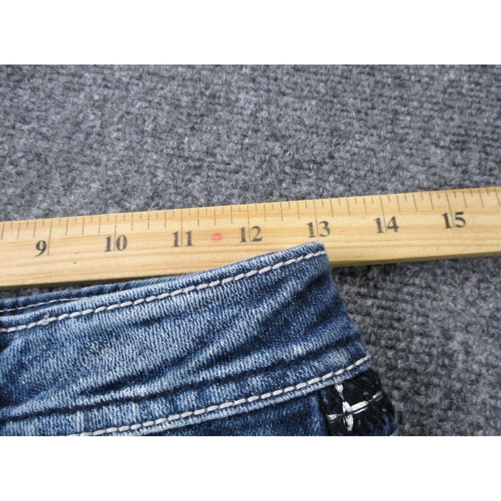 Miss Me Miss Me Jeans Womens 25 Blue Denim Buckle Skinny Faded Y2K Casual Stretch Jeans Girls Womens 25 Blue Denim Buckle Skinny Faded Y2K Casual Stretch Size 42" / US 20 - 7 Thumbnail
