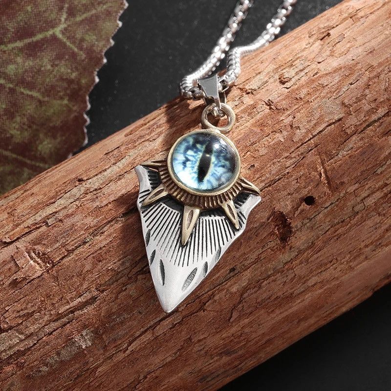 Jewelry Blue Evil Eye Devil Necklace Size ONE SIZE - 1 Thumbnail