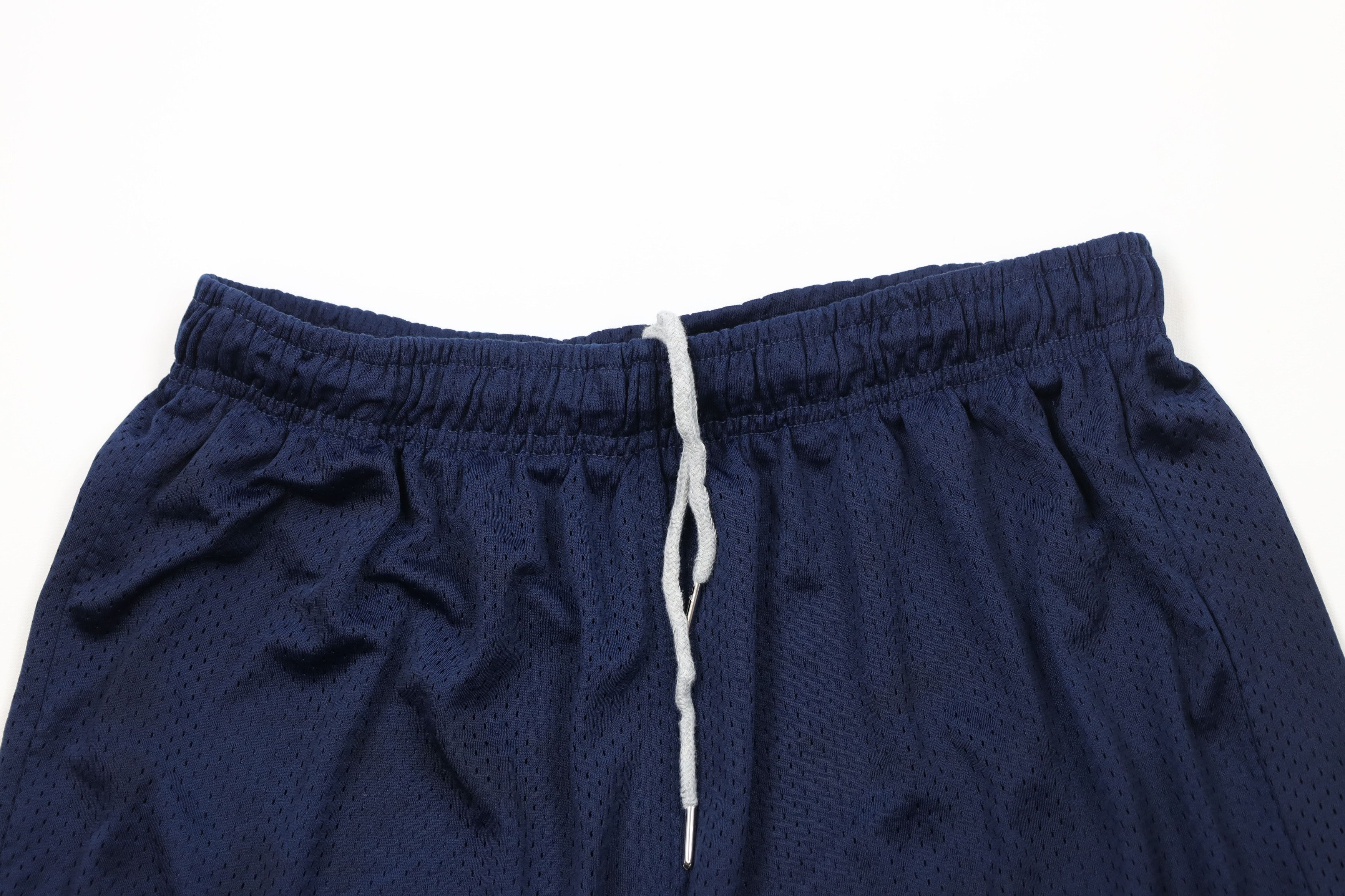 Vintage Vintage 90s Spell Out Notre Dame University Mesh Shorts Blue Size US 32 / EU 48 - 2 Thumbnail