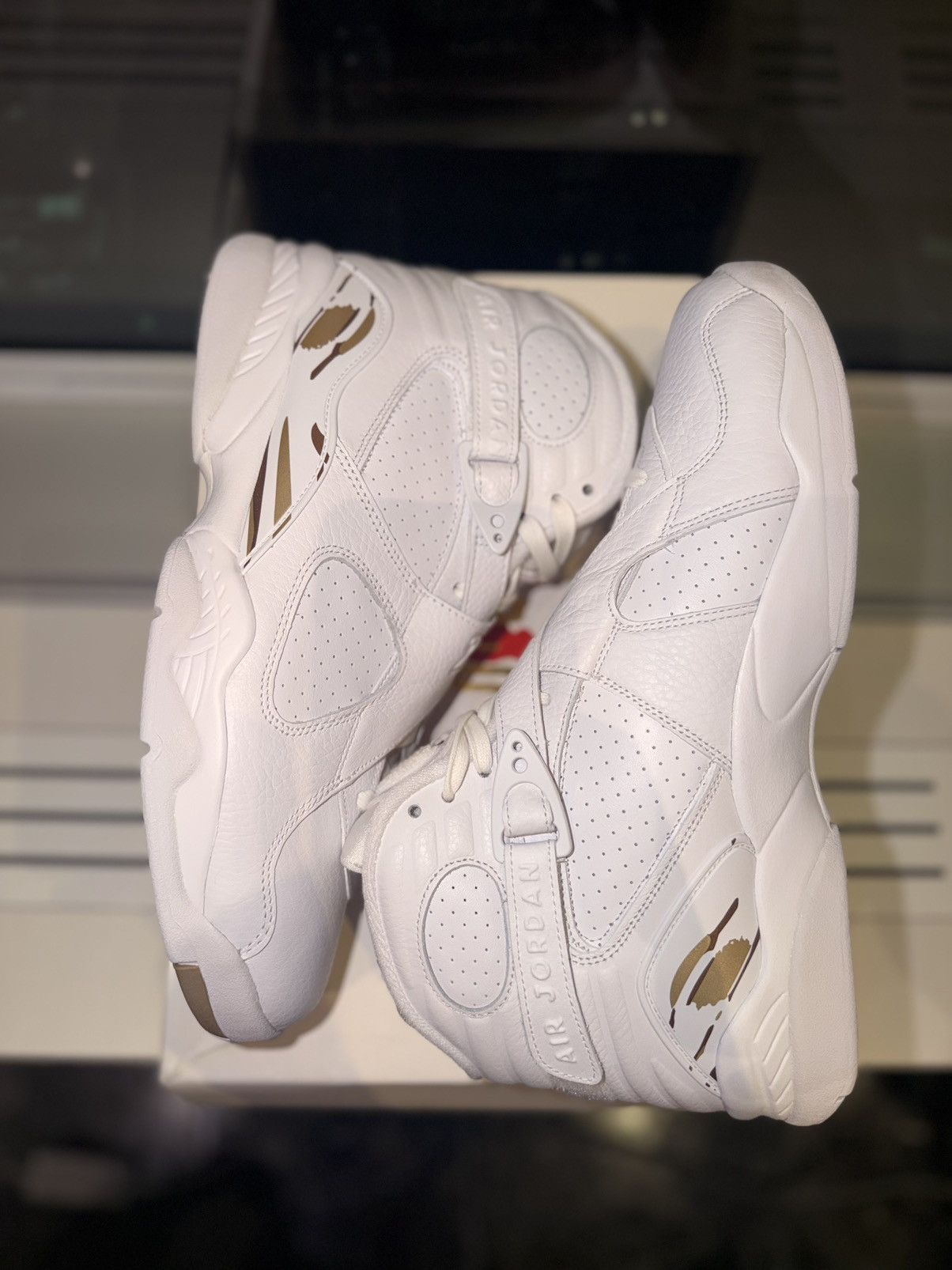 Jordan Brand × October's Very Own 2018 OVO Air Jordan VIII (8) Size US 12 / EU 45 - 1 Thumbnail