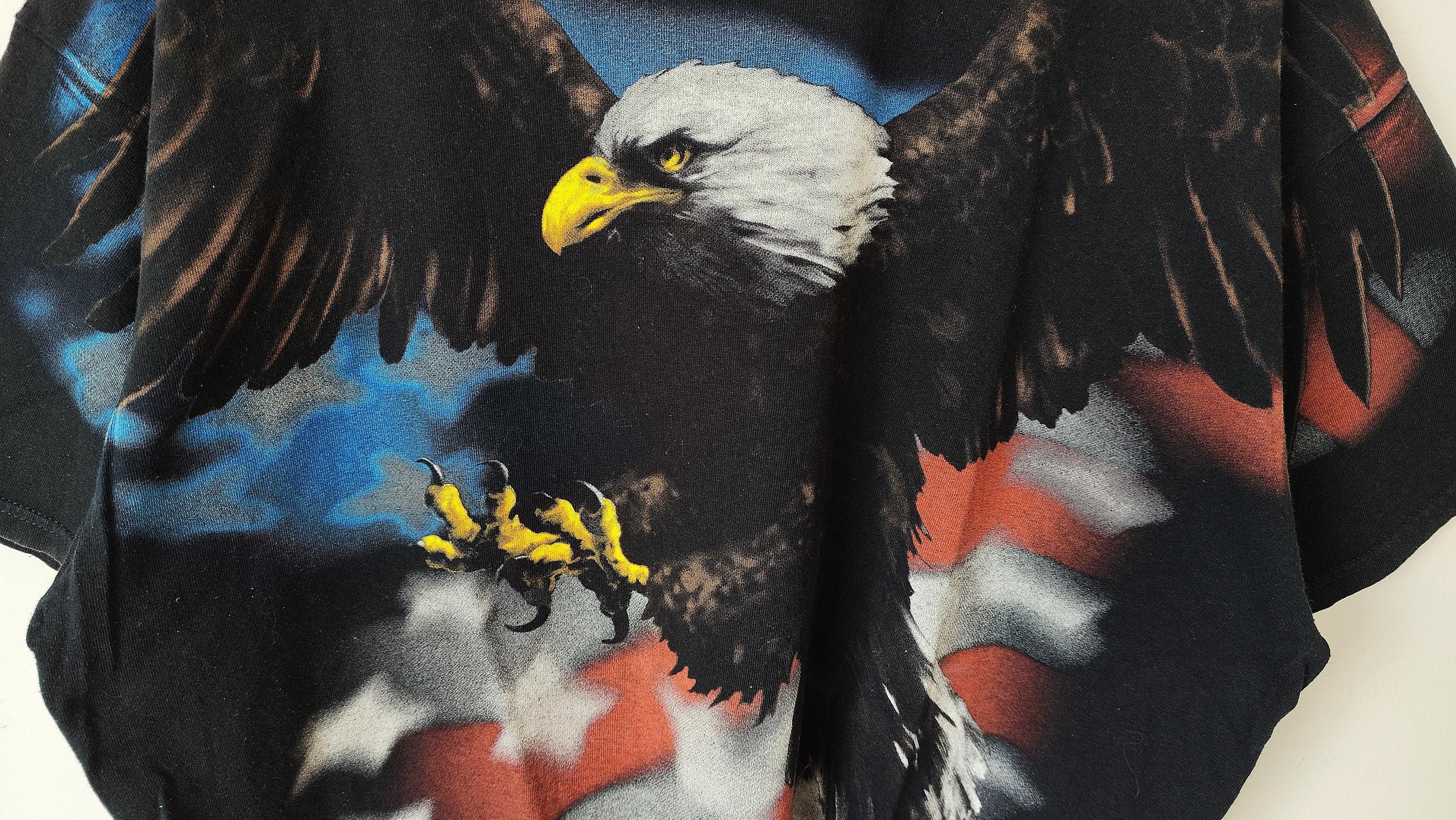 Liquid Blue Vintage Liquid Blue USA Eagle AOP Full Print VTG Tshirt RARE Size US XL / EU 56 / 4 - 4 Thumbnail