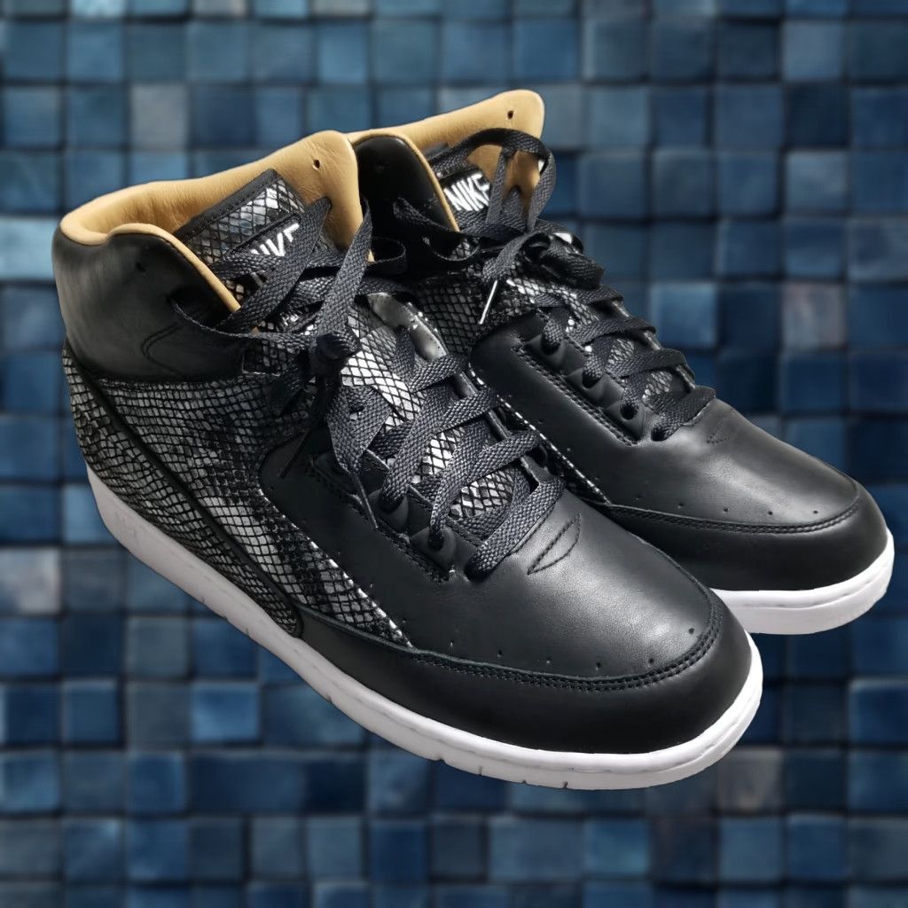 Nike Nike Air Python Sneaker Promo SAMPLE Size 12 Black 632631-001 Mens Athletic Shoes Size US 12 / EU 45 - 1 Thumbnail