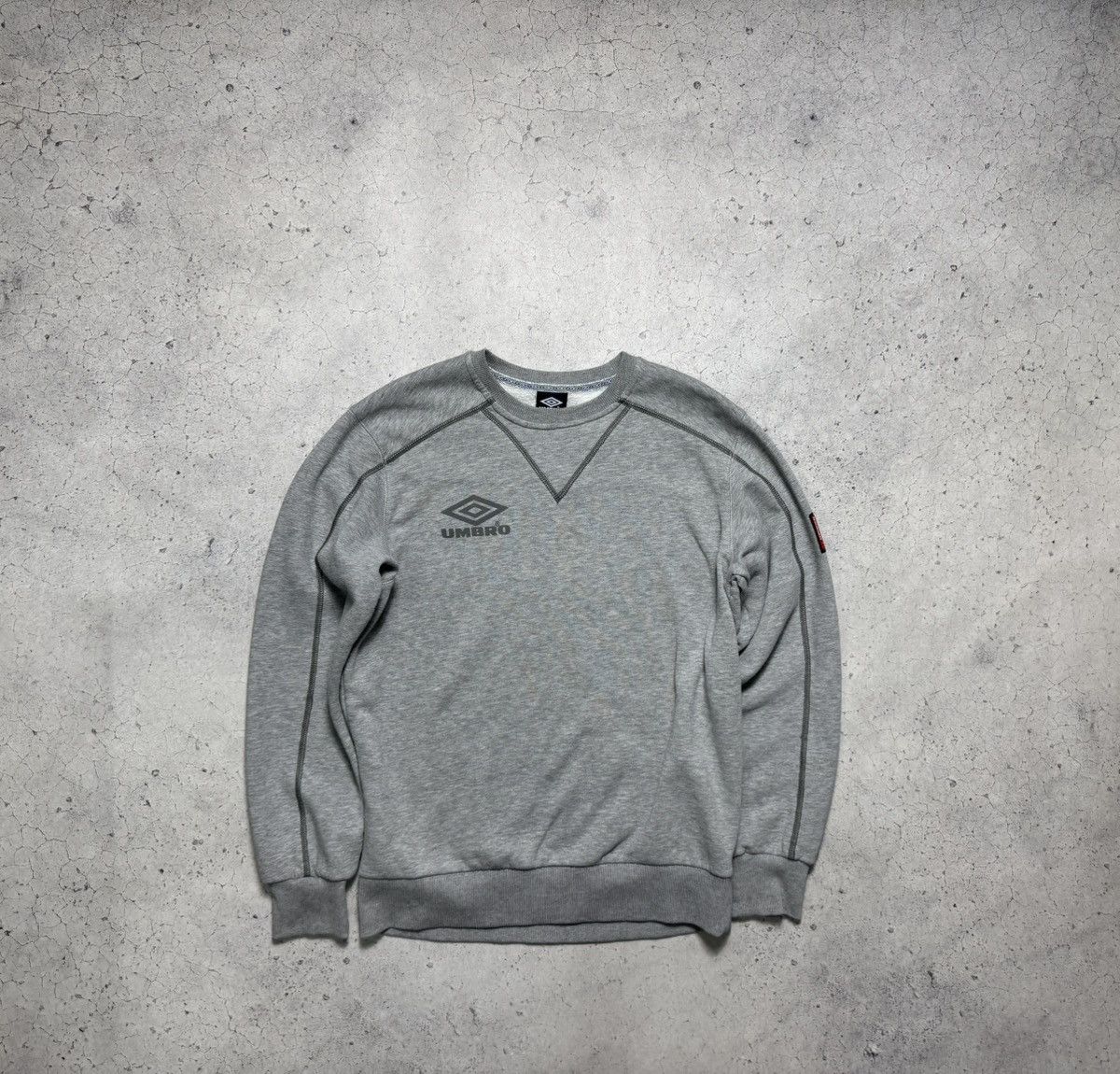 Umbro Umbro Pro Training Vintage Sweatshirt Big Logo Retro Size US L / EU 52-54 / 3 - 2 Thumbnail