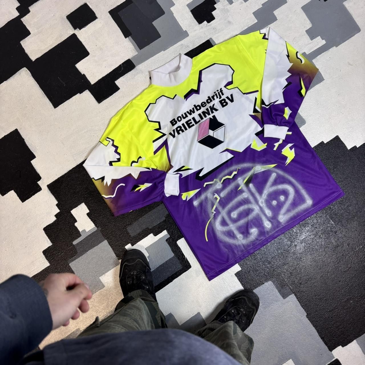 Japanese Brand × Vintage 90s graphic long sleeve jersey with TGTK graffiti design Size US L / EU 52-54 / 3 - 2 Thumbnail