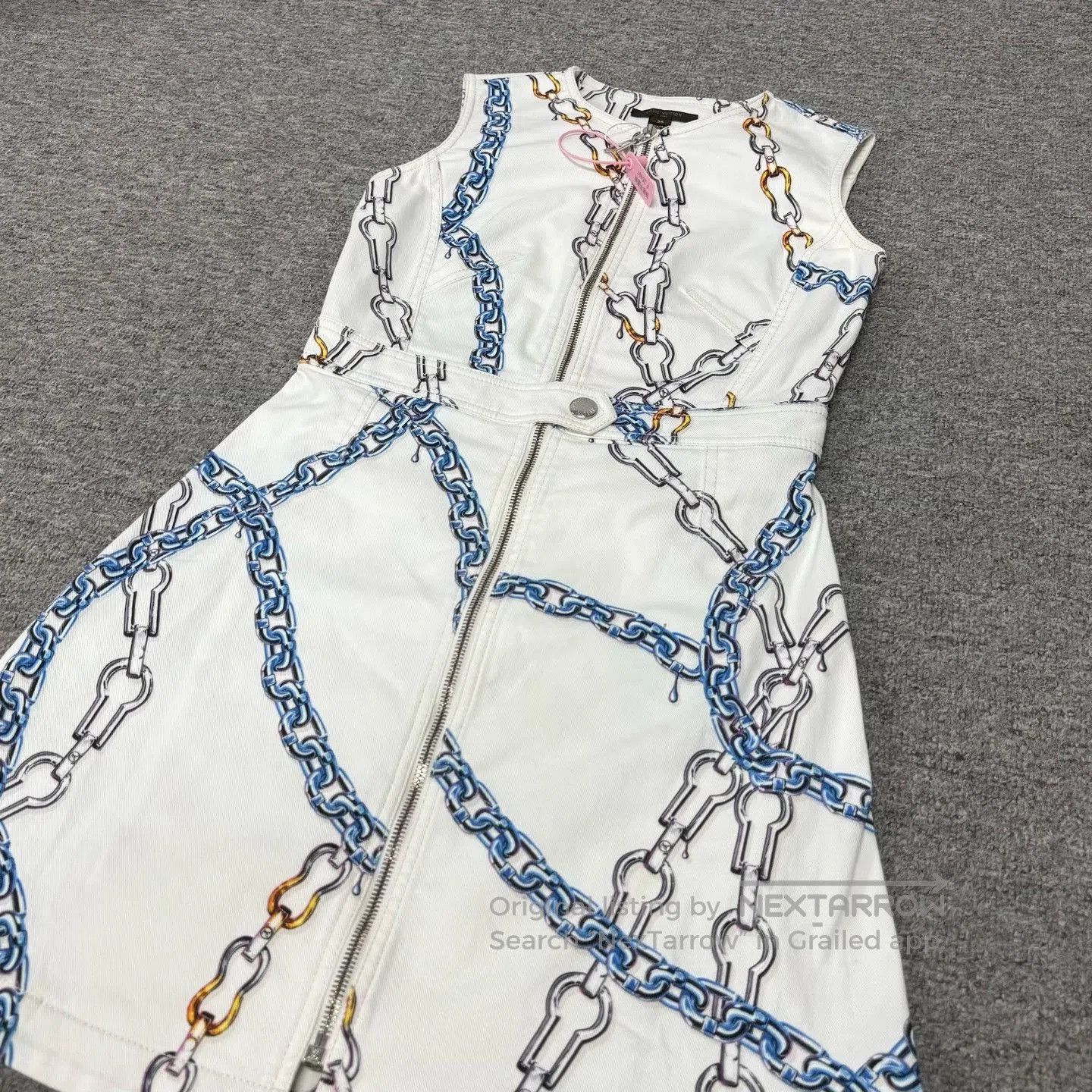 Louis Vuitton Louis Vuitton Chain Print Denim Dress. Size XS / US 0-2 / IT 36-38 - 2 Thumbnail