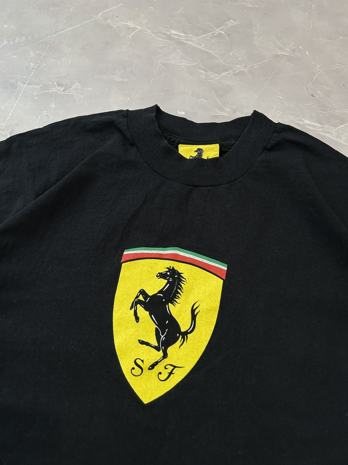 Ferrari Vintage Rare Ferrari 1996 T-shirts Logo Size US XL / EU 56 / 4 - 3 Thumbnail