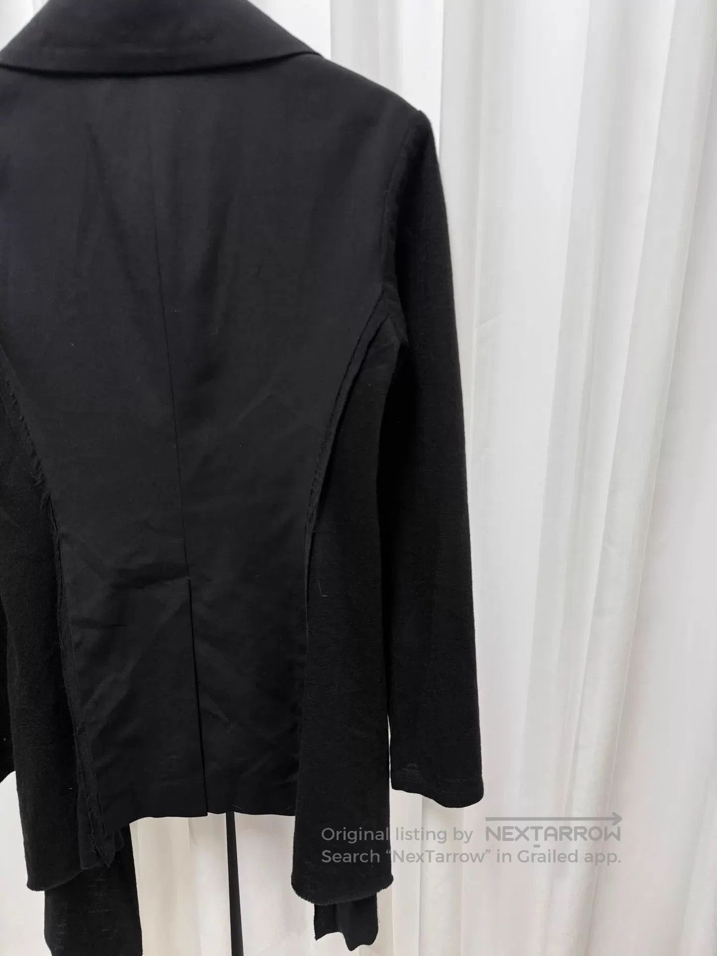 Yohji Yamamoto Black Structured Button-Front Asymmetric Hem Jacket. Size US S / EU 44-46 / 1 - 8 Thumbnail