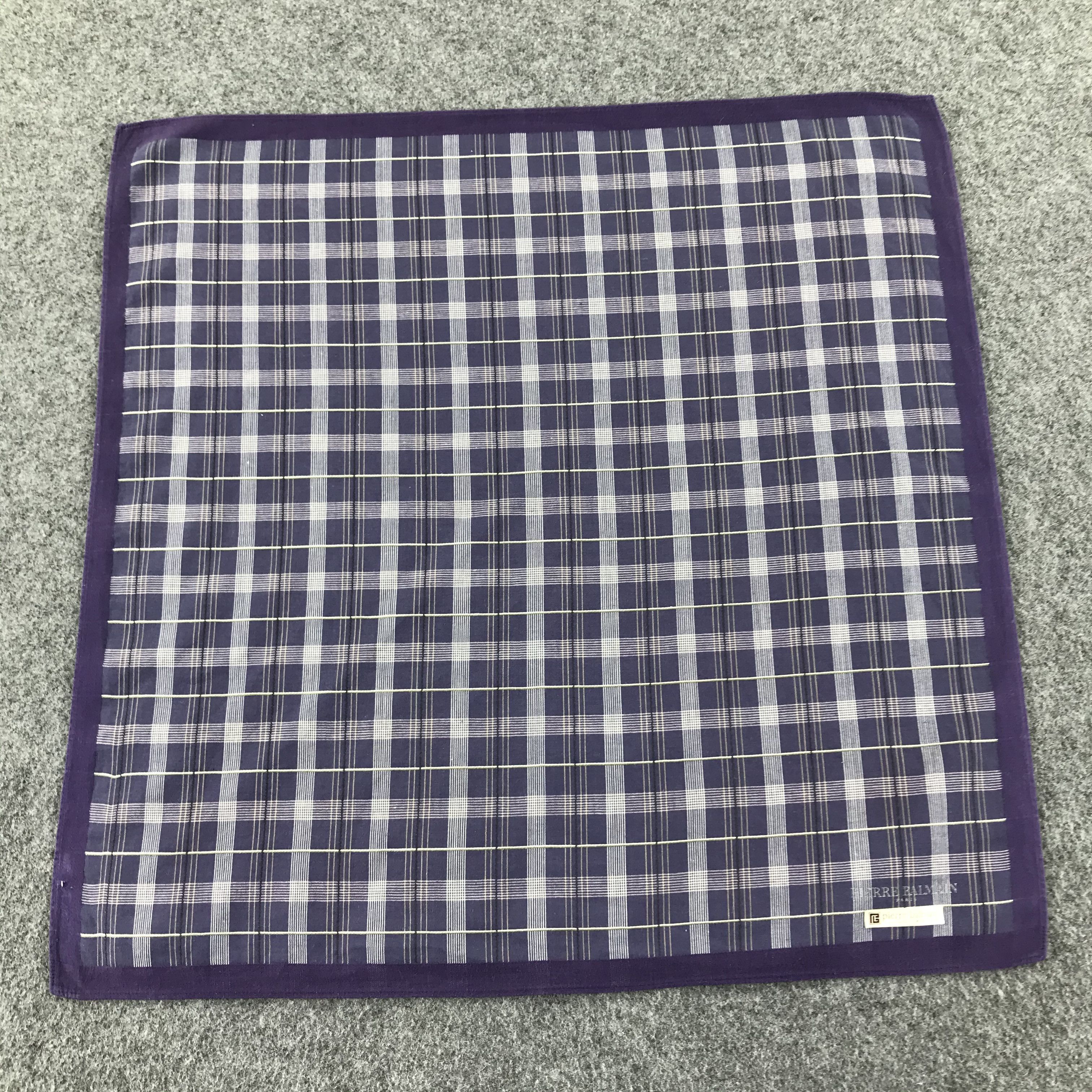 Pierre Balmain × Vintage Pierre Balmain Handkerchief Neckerchief Bandana H210 Size ONE SIZE - 3 Thumbnail
