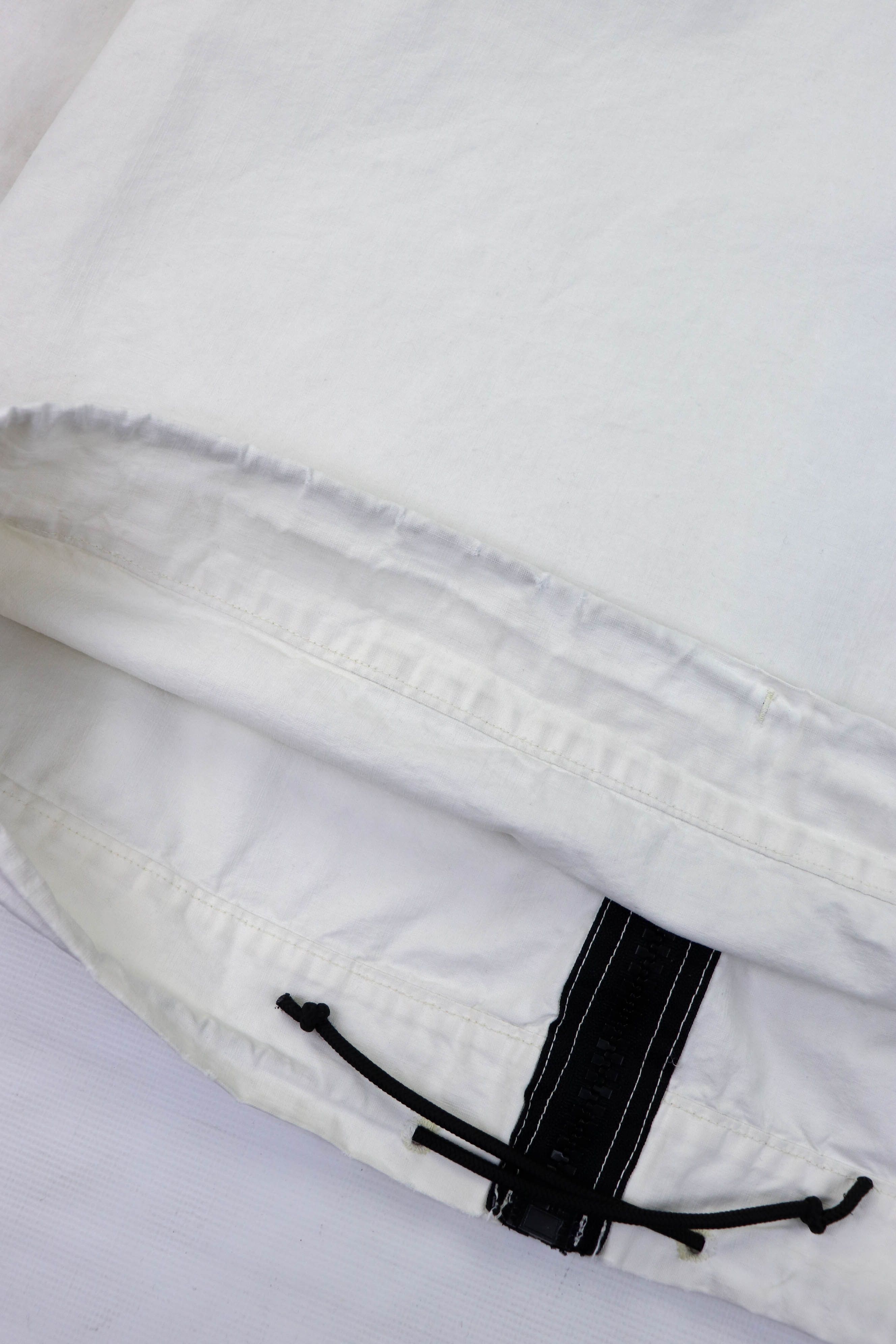 Stone Island Vintage Stone Island 06 White Laminated Cotton Hooded Jacket Size US L / EU 52-54 / 3 - 16 Thumbnail