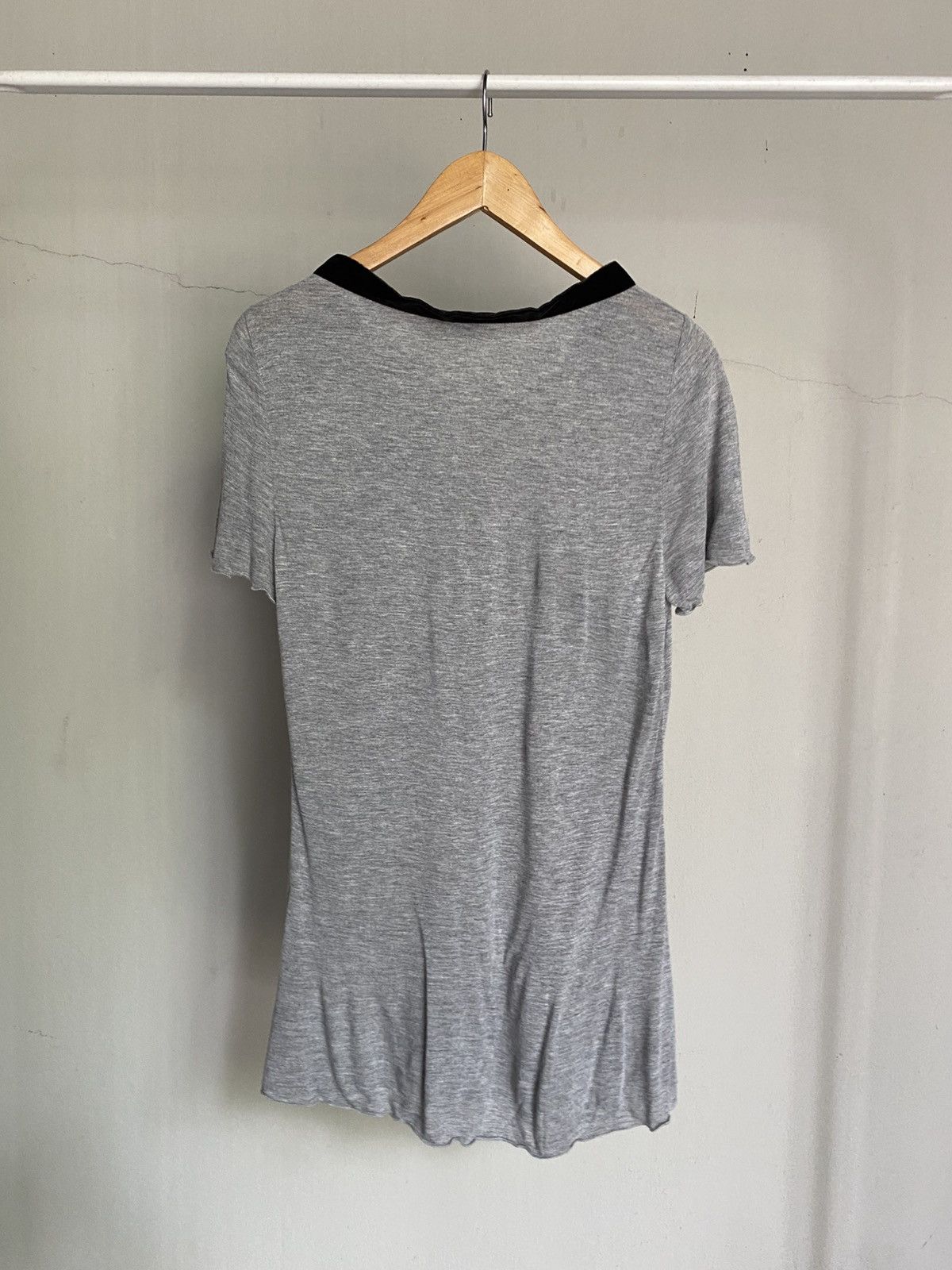 Moschino MOSCHINO Grey Velvet T-Shirt with Black Logo Print. Size ONE SIZE - 4 Thumbnail