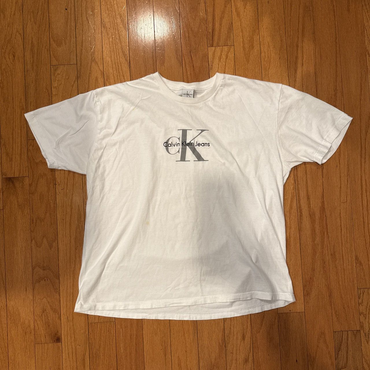 Calvin Klein Vintage 90s Calvin Klein Jeans Logo Tee Size US L / EU 52-54 / 3 - 1 Thumbnail