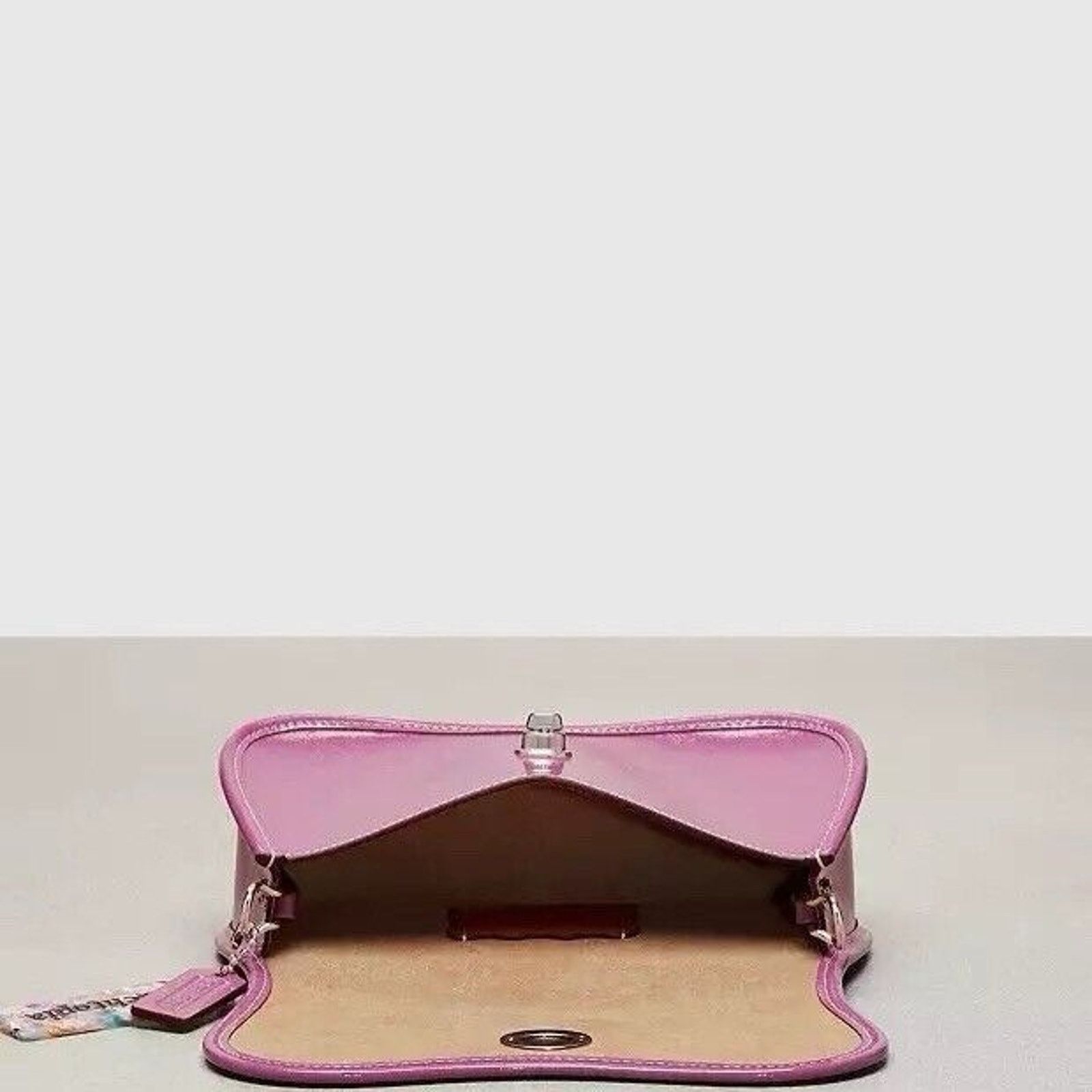 Coach NWT Coach Wavy Dinky Bag In Crinkle CQ056 Berry Size ONE SIZE - 10 Thumbnail