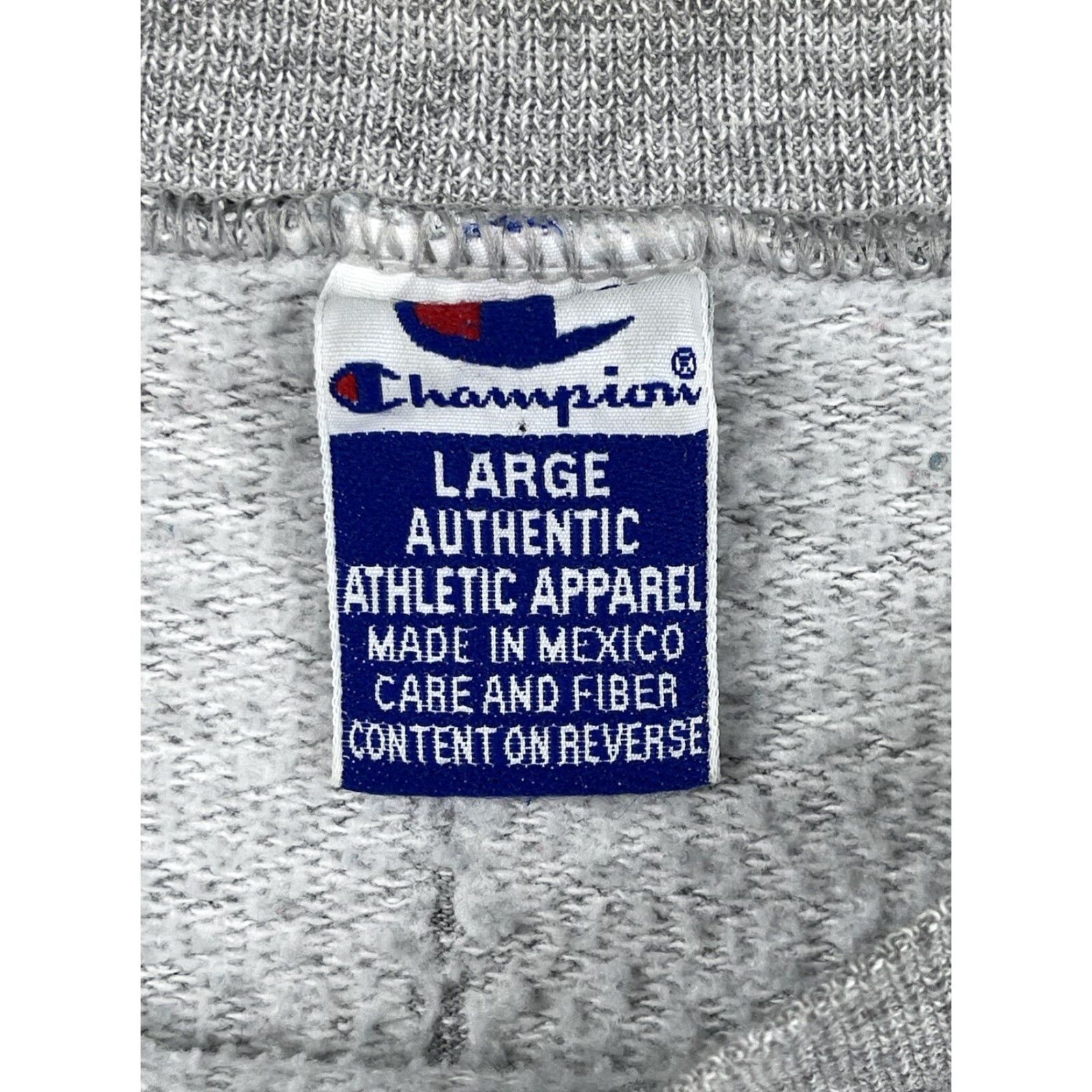 Champion VINTAGE Champion Mens L Crewneck Sweatshirt Gray Script Collegiate Essential 90s USA Logo Embroidered Pullover Military/Team/Varsity Boys Mens Size US L / EU 52-54 / 3 - 4 Thumbnail