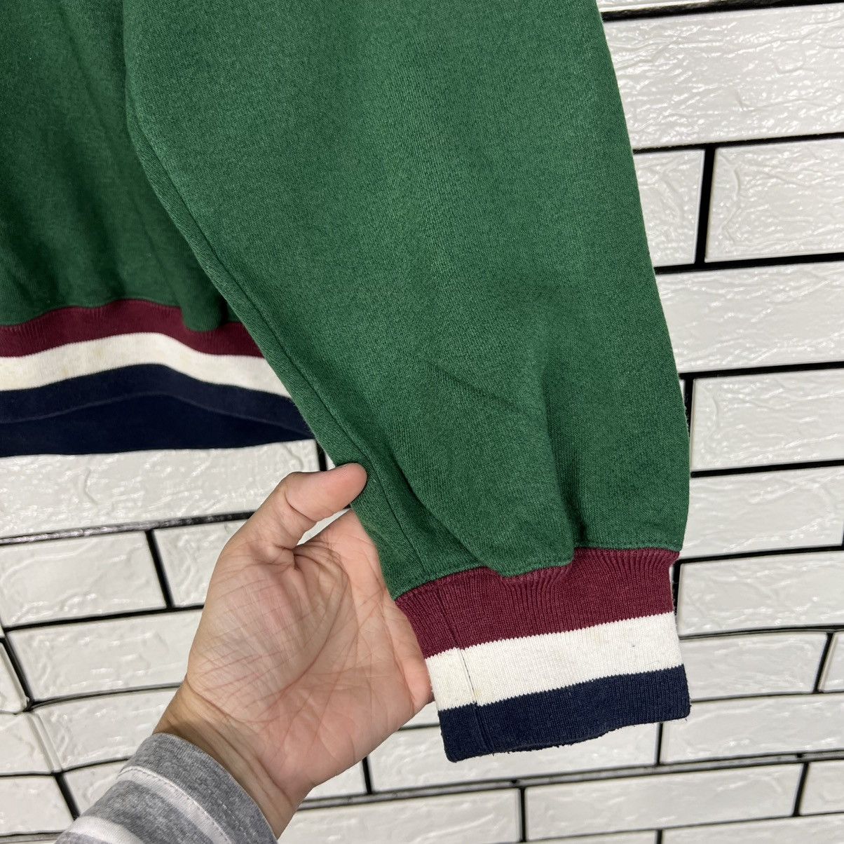 Vintage 90s CHLADLAKE GH Logo Old Retro V Neck Sweatshirt #4021-C183 Size US L / EU 52-54 / 3 - 8 Thumbnail