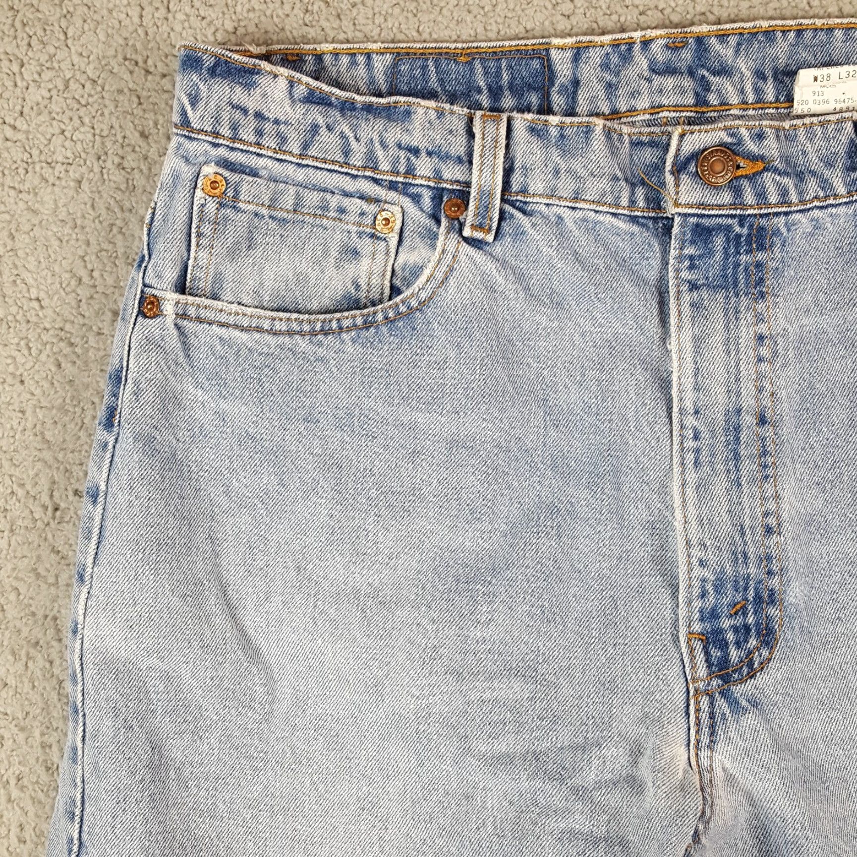 Levi's Vintage Levi's 550 Jeans Tapered Leg Men 38x32 Blue Light Fade Y2K 90s Grunge Rock Size US 38 / EU 54 - 7 Thumbnail