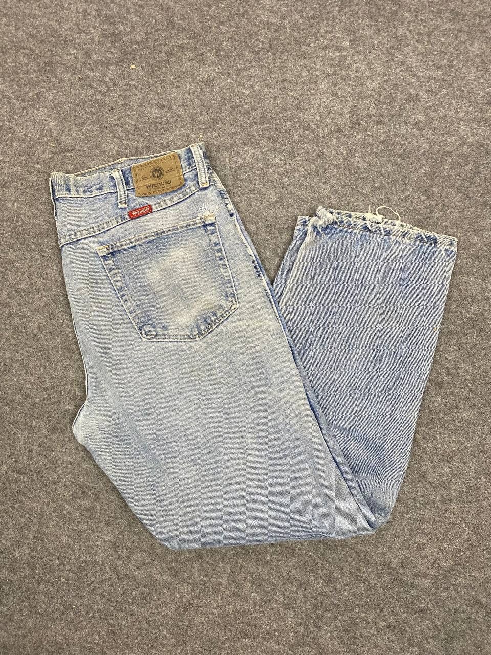 Wrangler vintage wrangler relaxed fit distressed denim Size US 37 - 2 Thumbnail