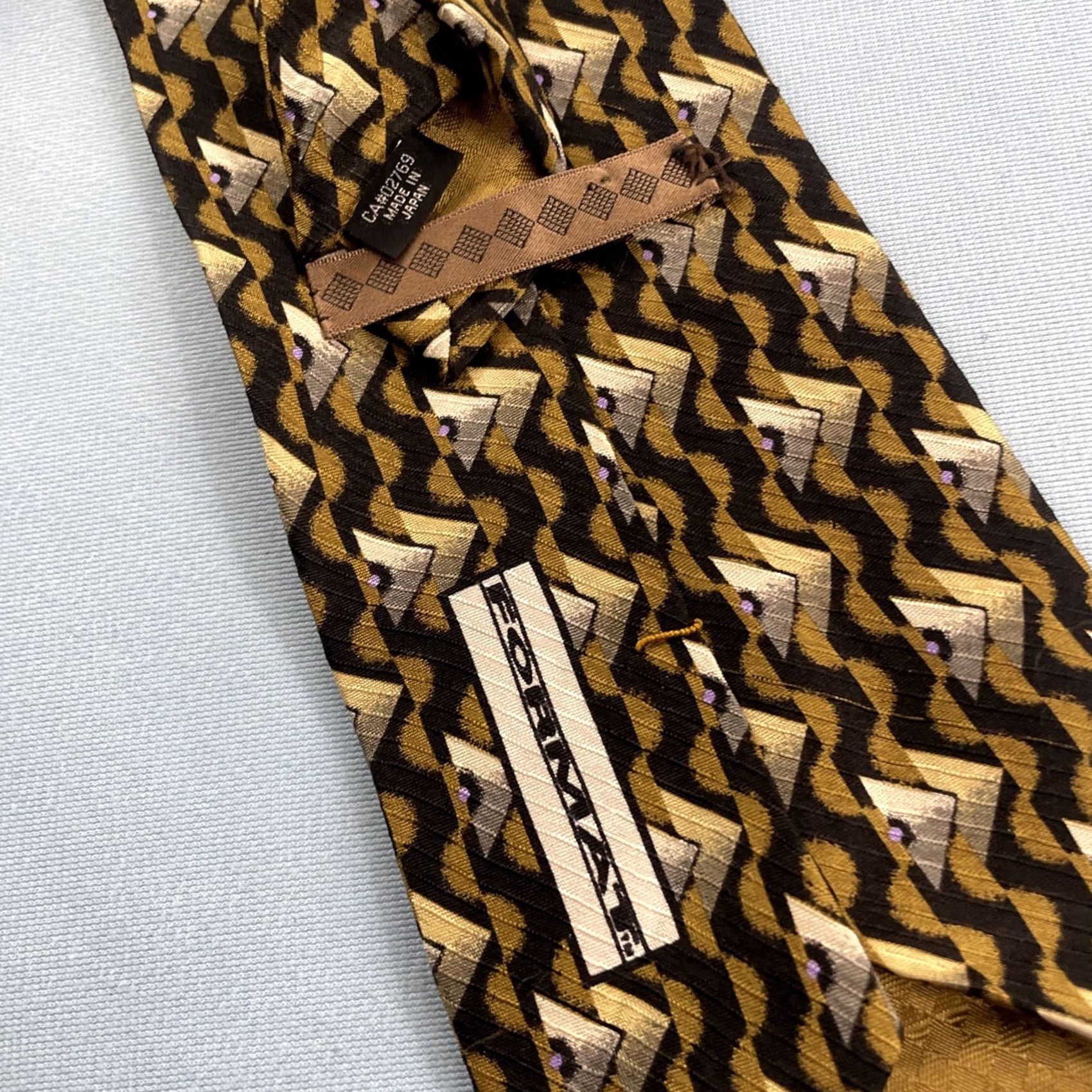 Triangl Format Japan Silk Tie Optical Abstract Deco Pyramid Triangle Yellow Black 4x59 Vintage Geometric Diamond Triangle Wide Necktie Mens 1990s 100% Silk Size ONE SIZE - 3 Thumbnail