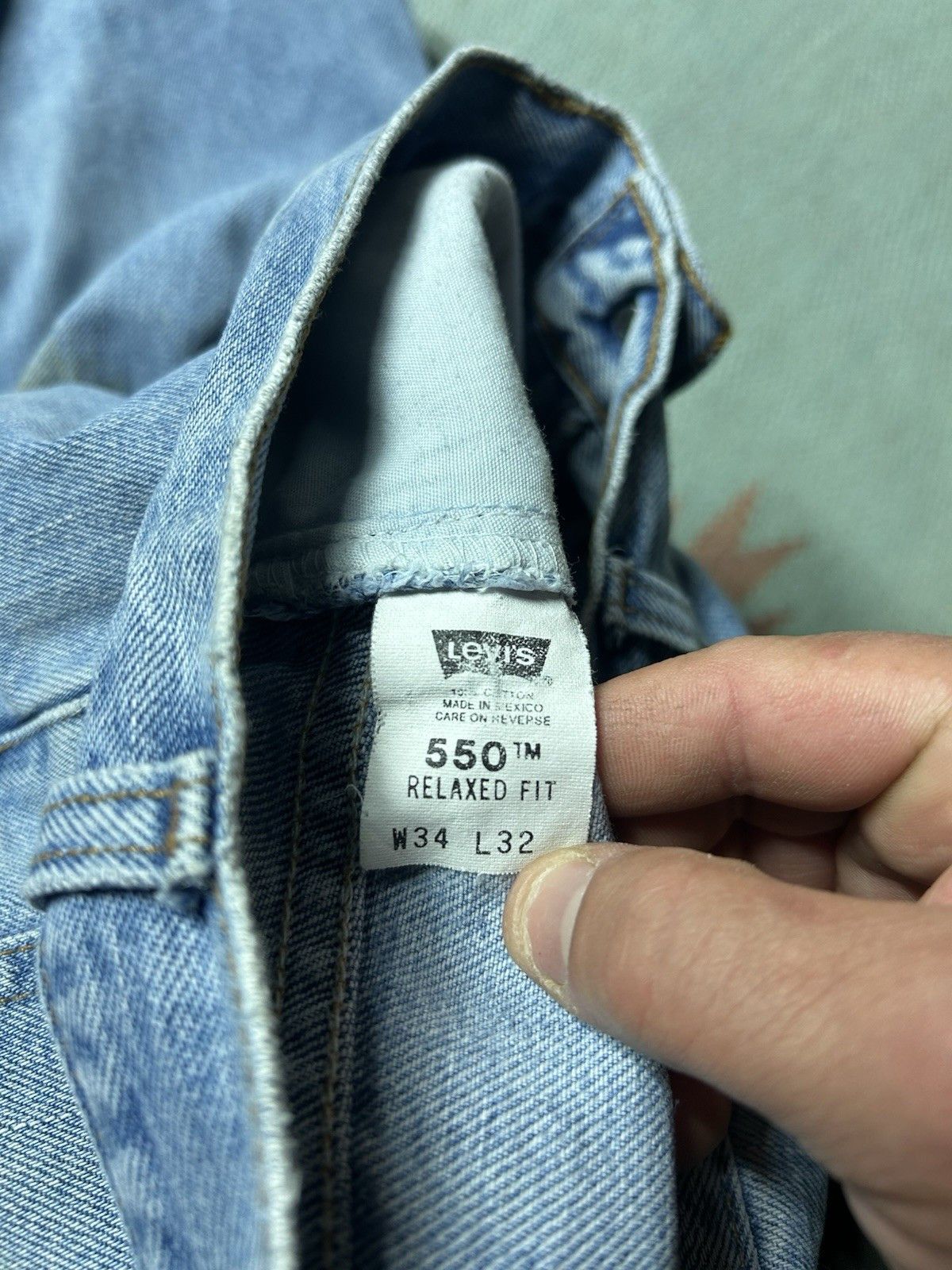 Vintage Vtg 90s Levi’s 550 jeans relaxed skater USA light wash 33x32 Size US 33 - 6 Thumbnail