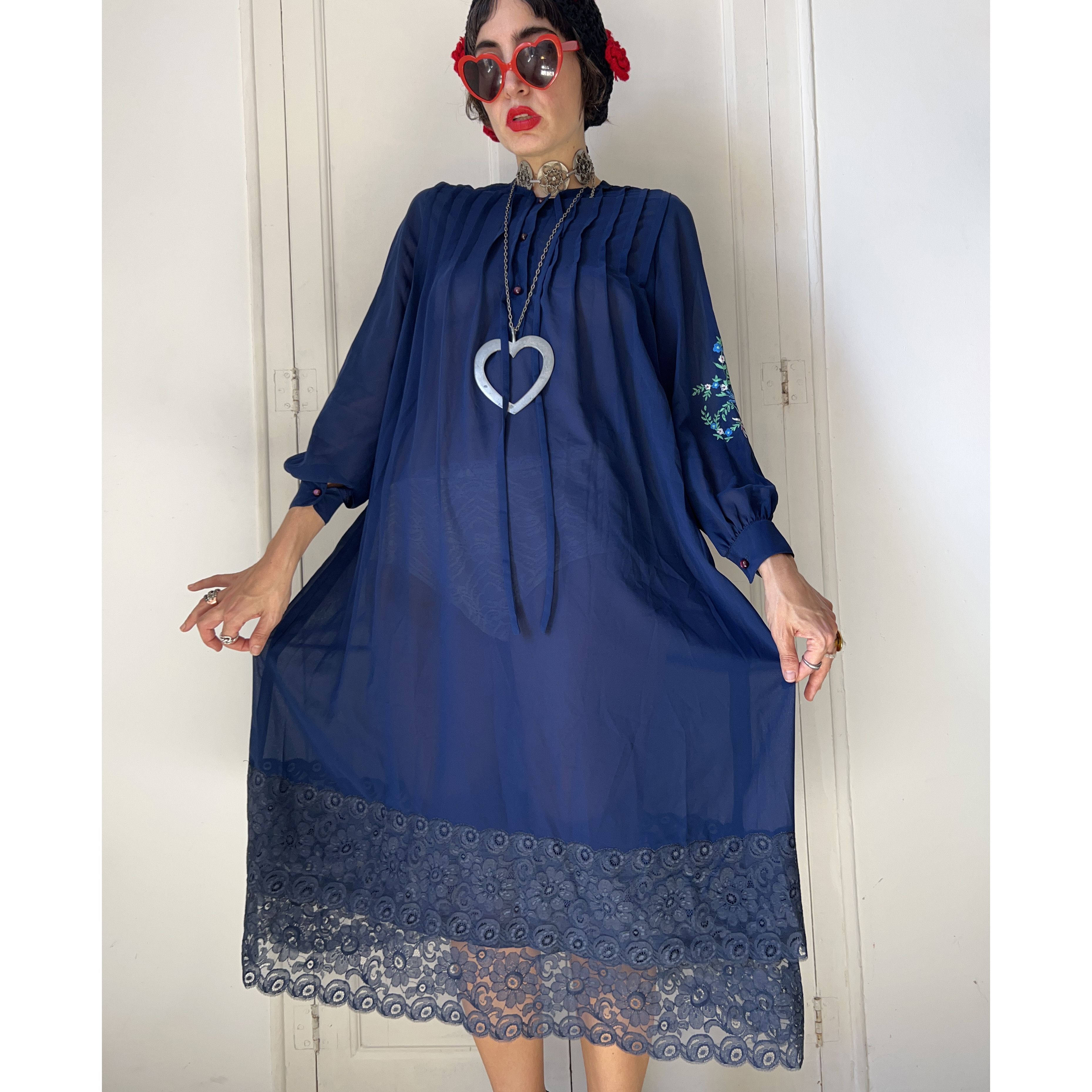 Vintage Vintage 70s Navy Blue Sheer Lace Dress Size M / US 6-8 / IT 42-44 - 7 Thumbnail