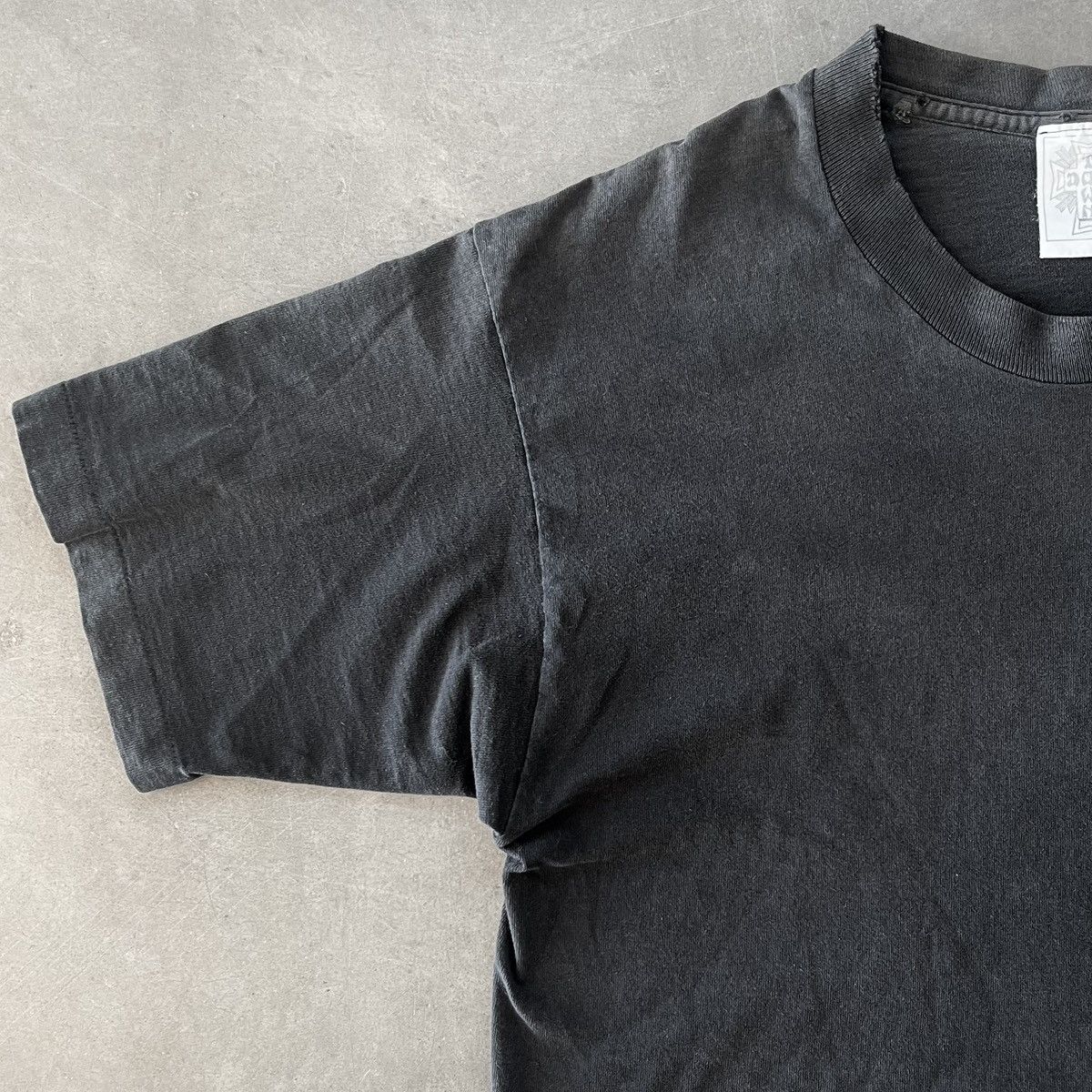 Dogtown 🐉 VINTAGE BLACK DRAGON TEE - DOGTOWN VENICE JAPANESE STYLE Size US XL / EU 56 / 4 - 15 Thumbnail