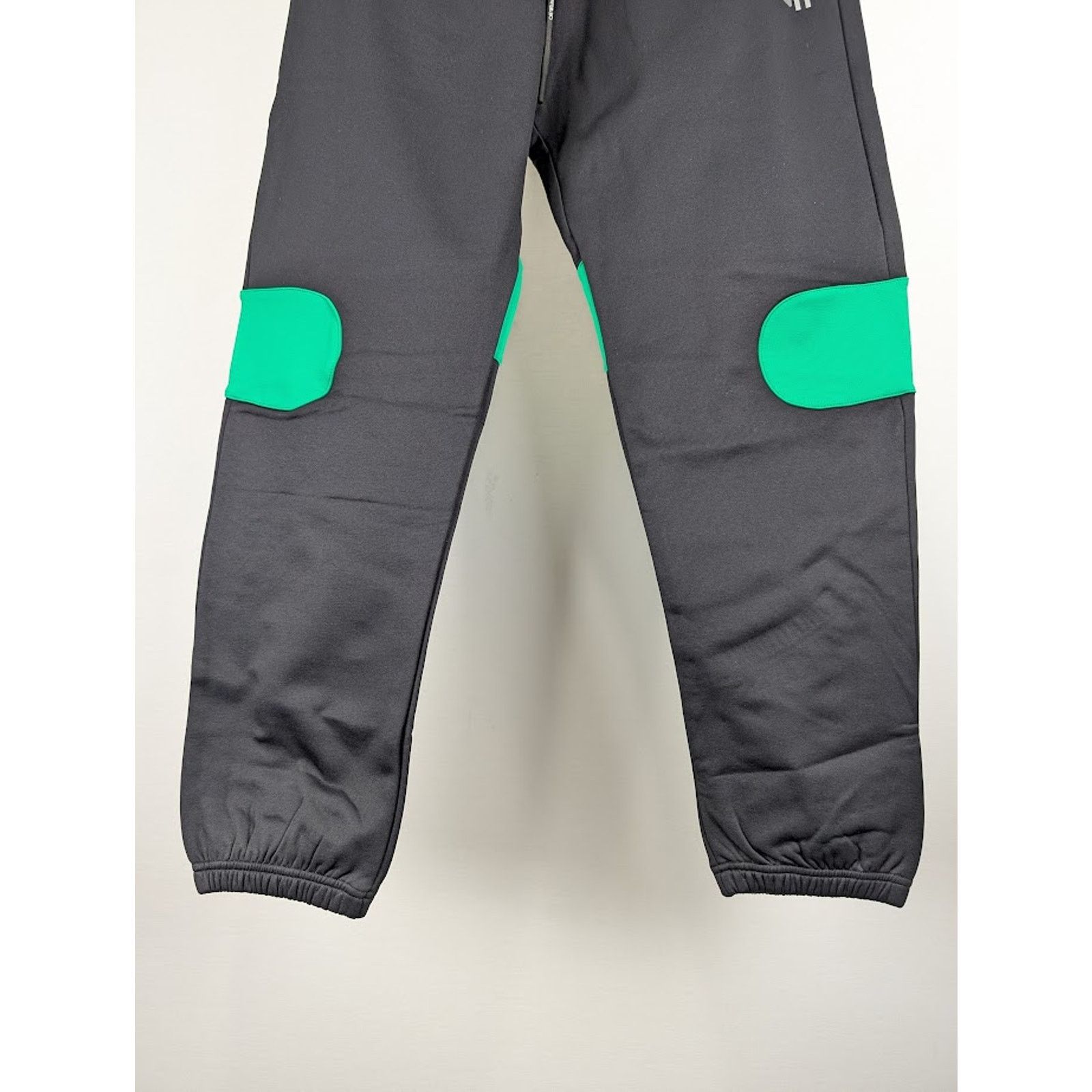 Off-White o1rshd1 Diag Outl Block Sweatpants & Joggers in Black/Green Size US 36 / EU 52 - 4 Thumbnail