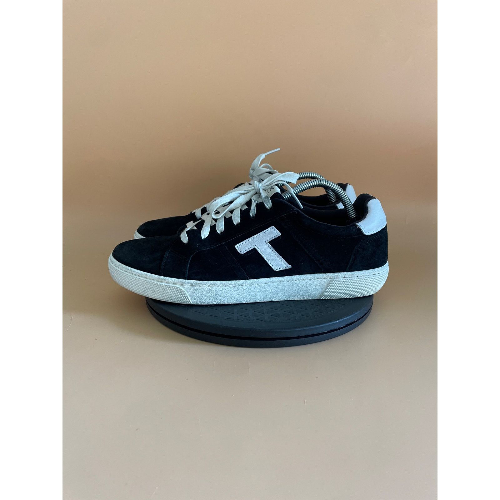 Toms leandro sales