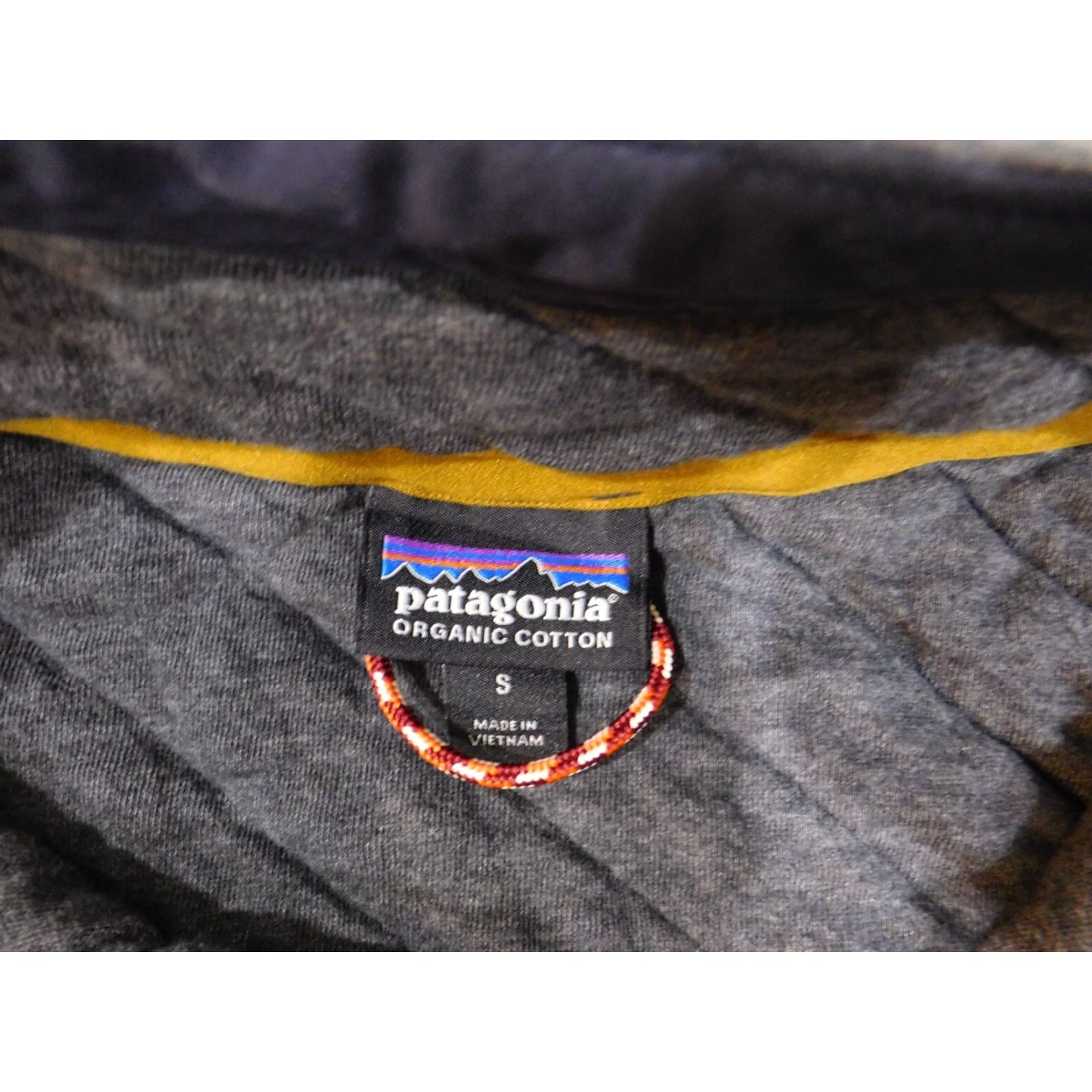 Patagonia Patagonia Sweater Women Small Gray Pullover Mock Neck Fleece Pockets Logo Stretch Outdoor Size S / US 4 / IT 40 - 5 Thumbnail