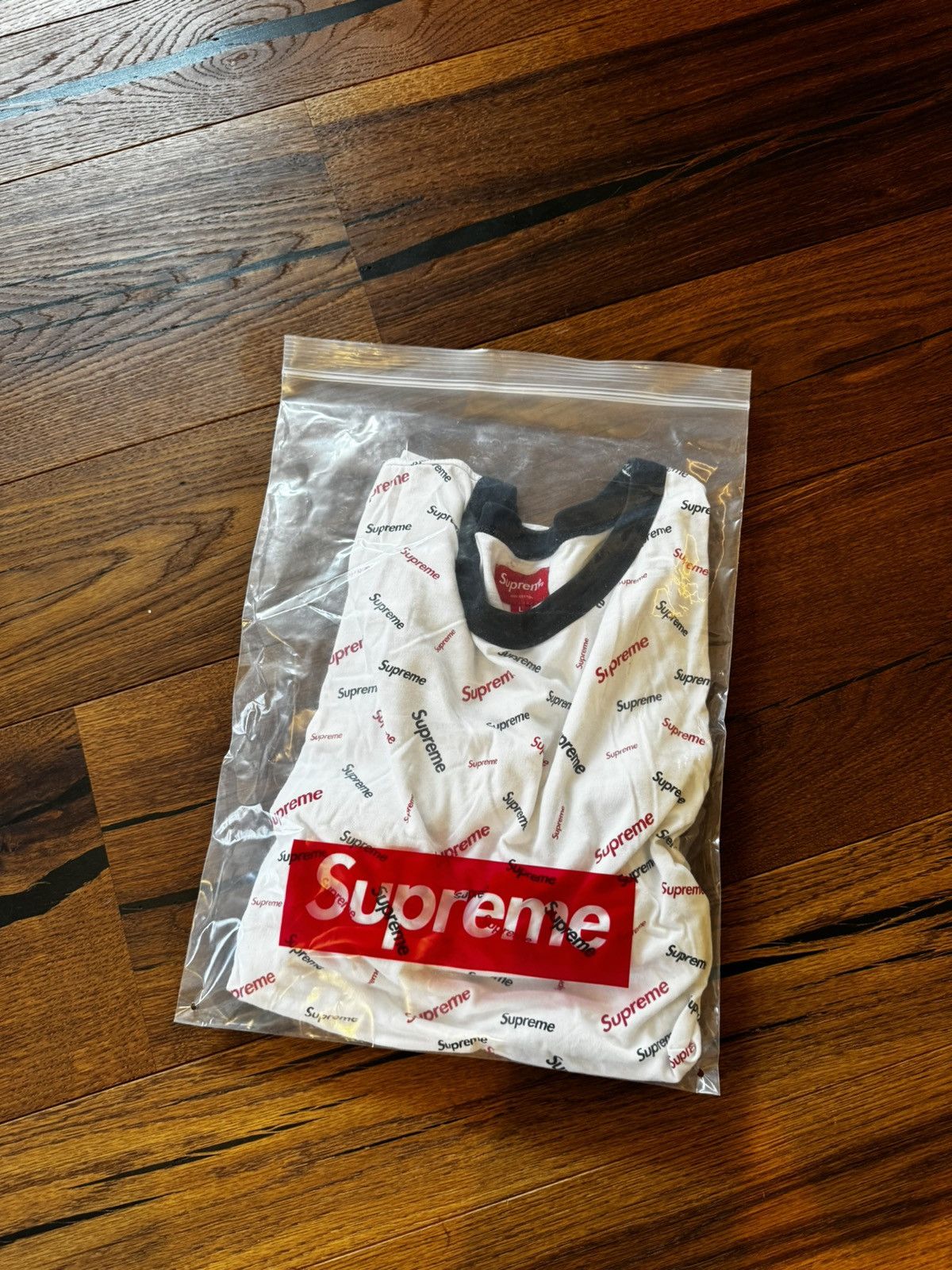 Supreme SS18 Scatter Ringer Tee White Size US L / EU 52-54 / 3 - 3 Thumbnail