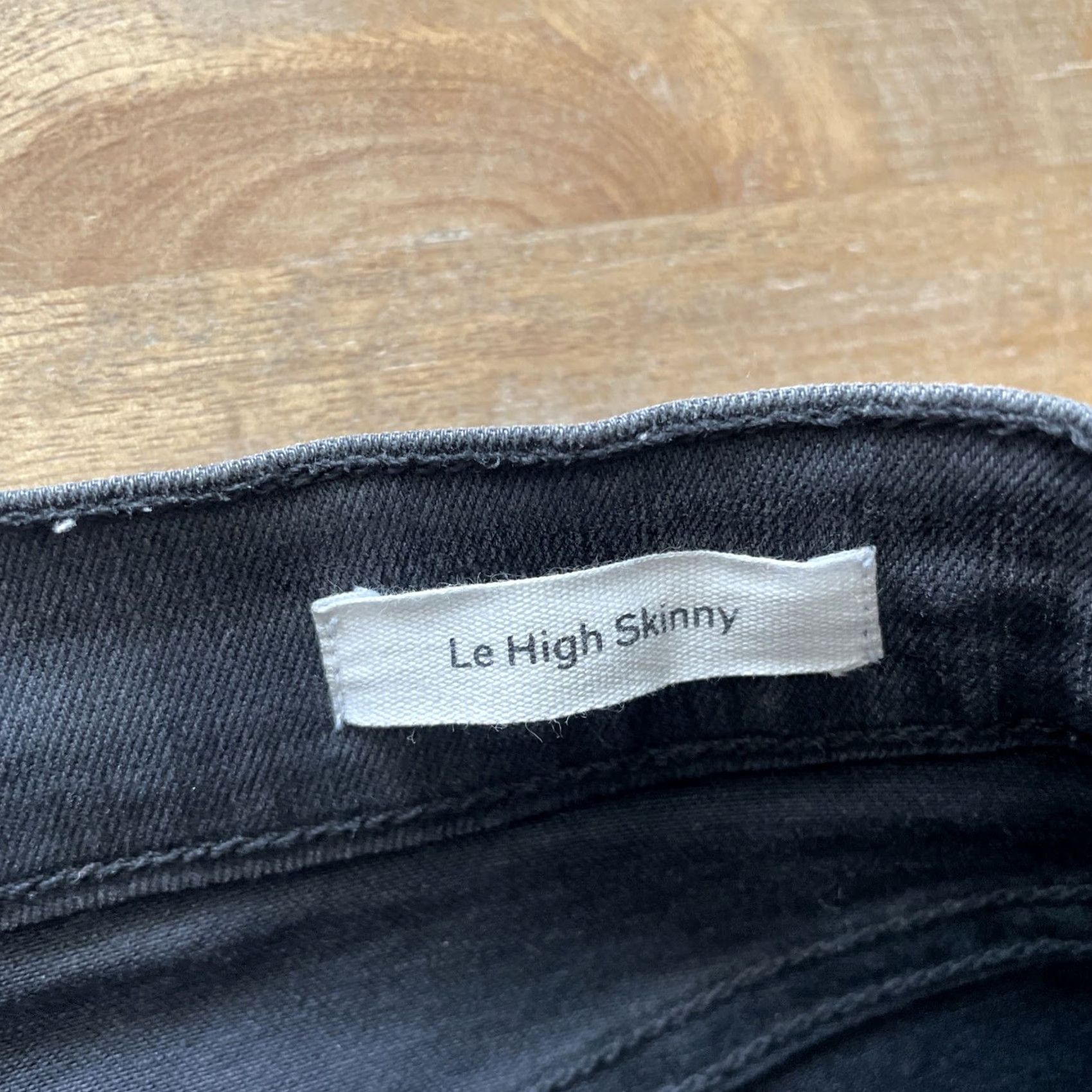 Frame VINTAGE FRAME Le Skinny De Jeanne Jeans Women 25x27 Black Skinny 70s Biker USA Mens? Size 42" / US 20 - 4 Thumbnail