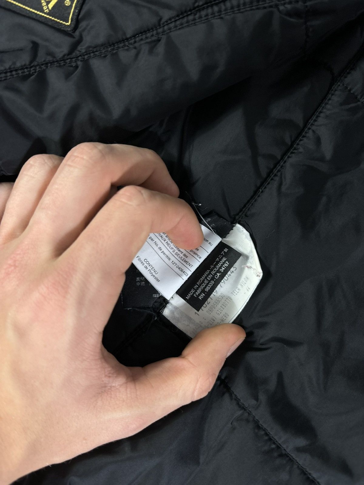 Prada × Vintage Prada Nylon Waterproof Windbreaker Jacket Coat 00s Size M / US 6-8 / IT 42-44 - 14 Thumbnail
