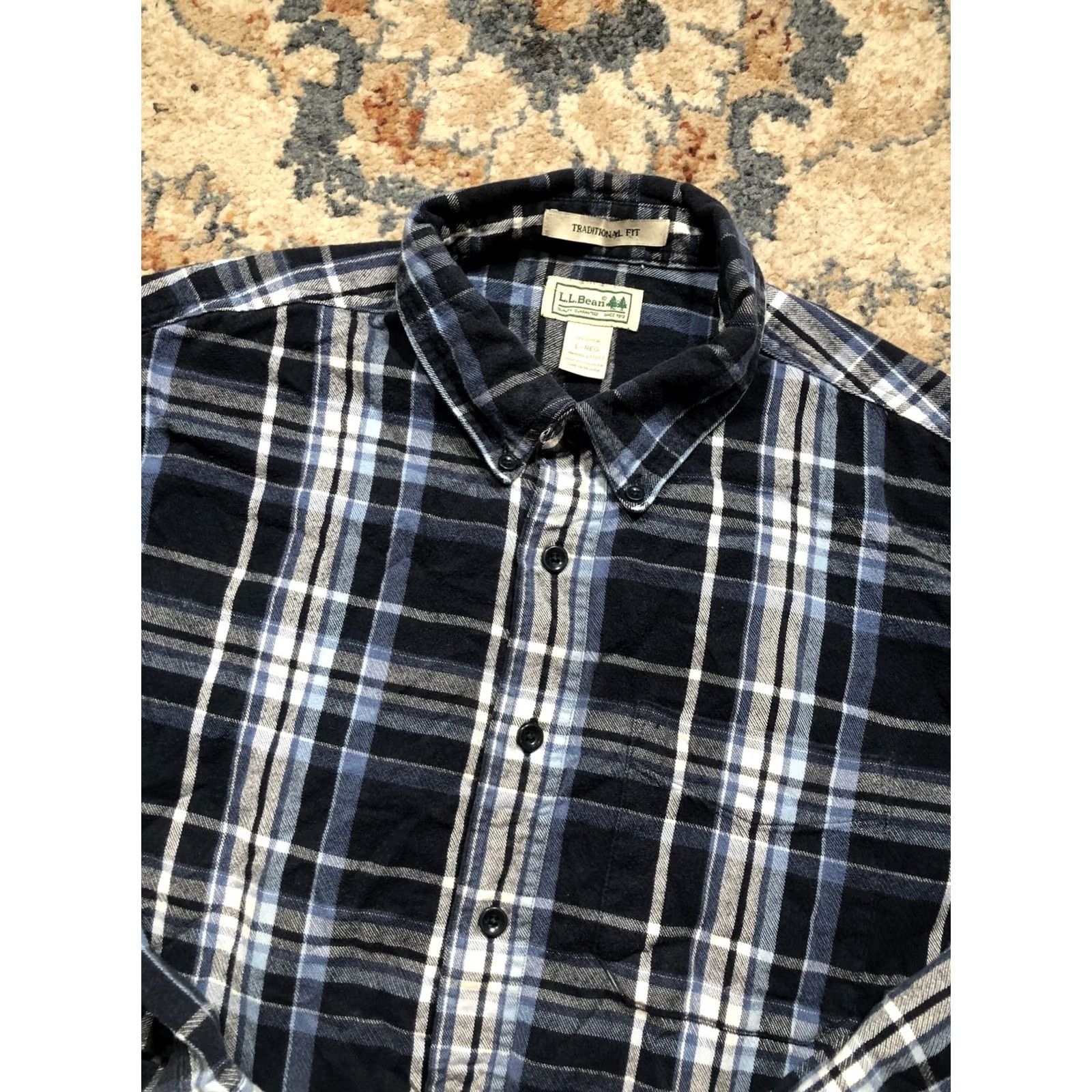 Vintage VINTAGE? LL Bean Shirt Mens Large Blue Plaid Flannel Button Down Traditional Fit Size US L / EU 52-54 / 3 - 6 Thumbnail