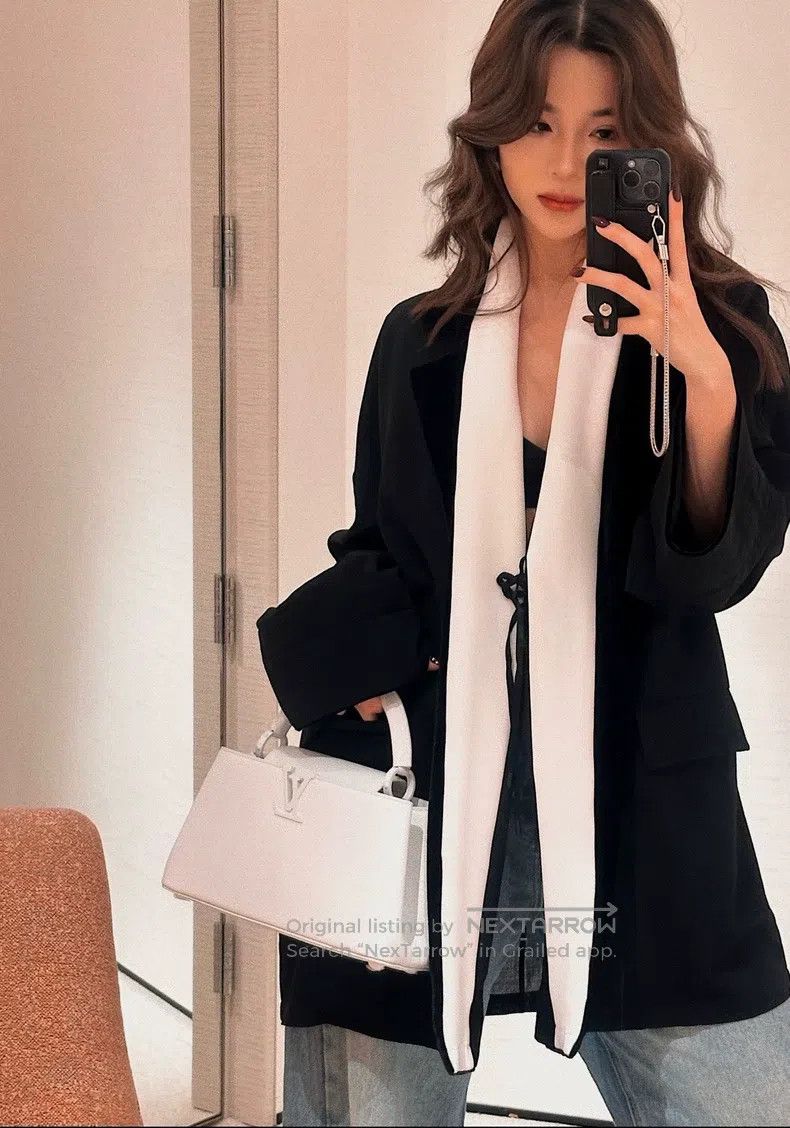 Louis Vuitton Louis Vuitton Solid Lapel Unbuttoned Long Sleeve Jacket Size XXS / US 00 / IT 34 - 1 Thumbnail