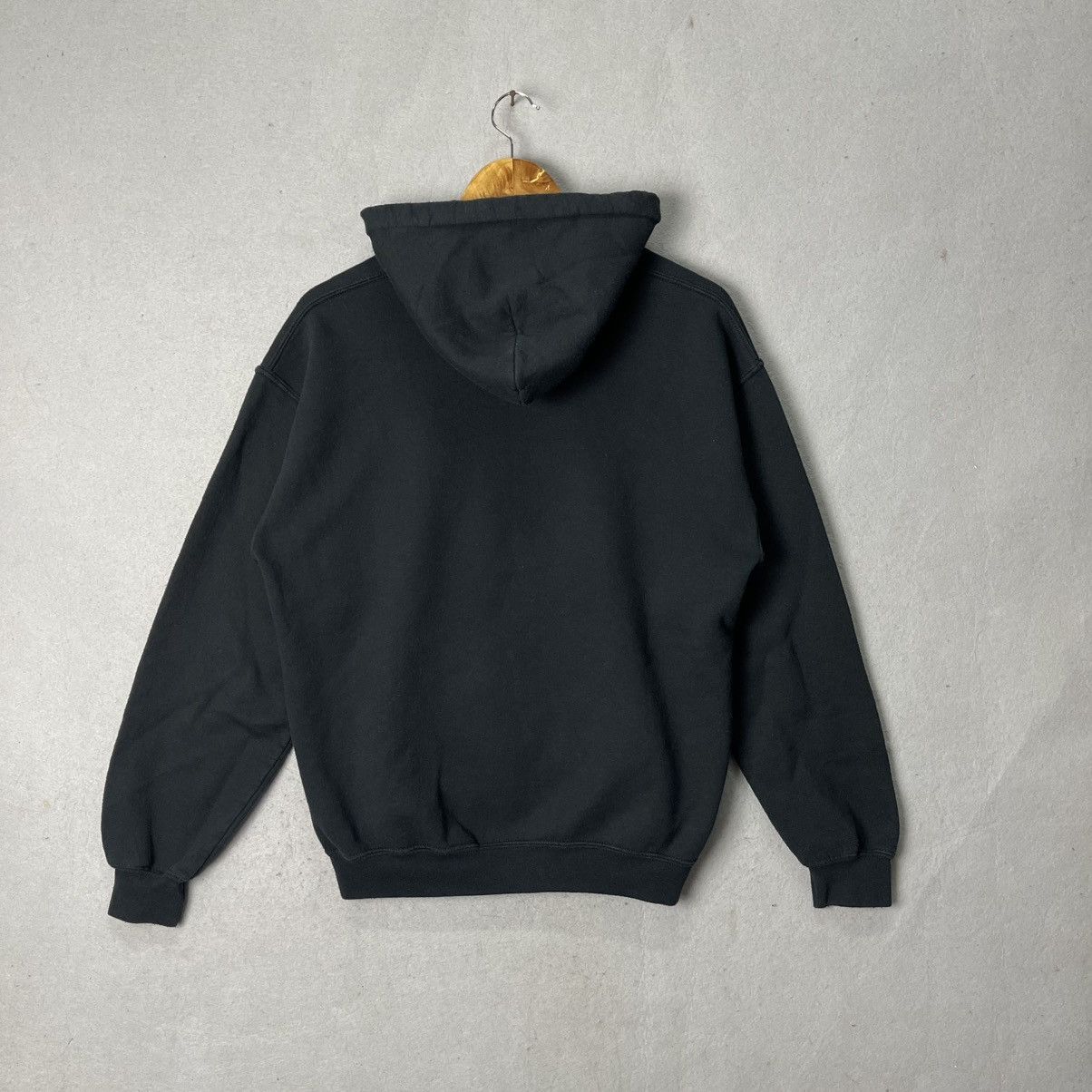 Japanese Brand WHEIR “Bobson” Graphic Pullover Hoodie – Black (Size M) Size US M / EU 48-50 / 2 - 6 Thumbnail