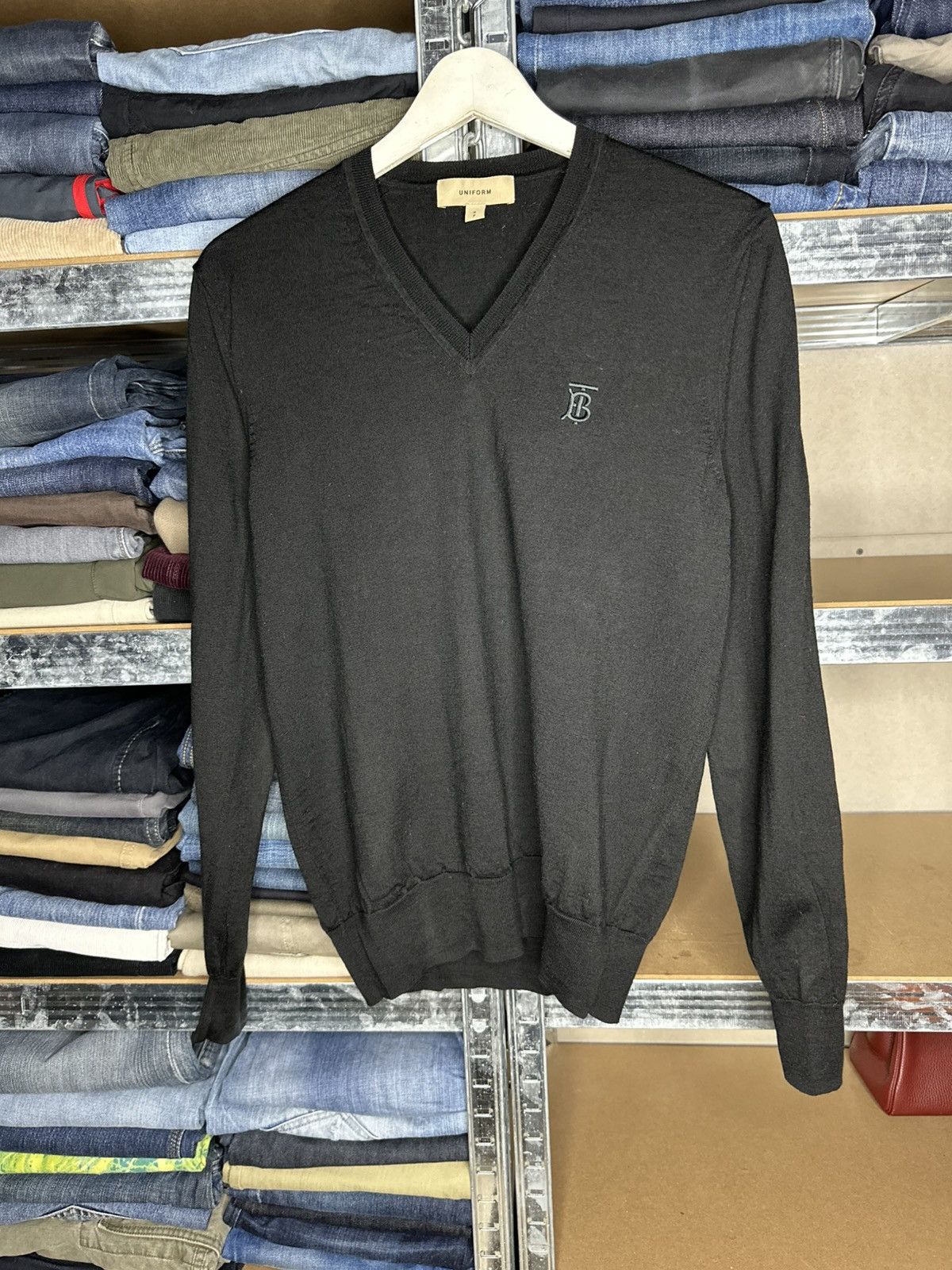 Burberry Burberry Uniform Logo TB V-Neck Wool Sweater Size S Size S / US 4 / IT 40 - 1 Thumbnail