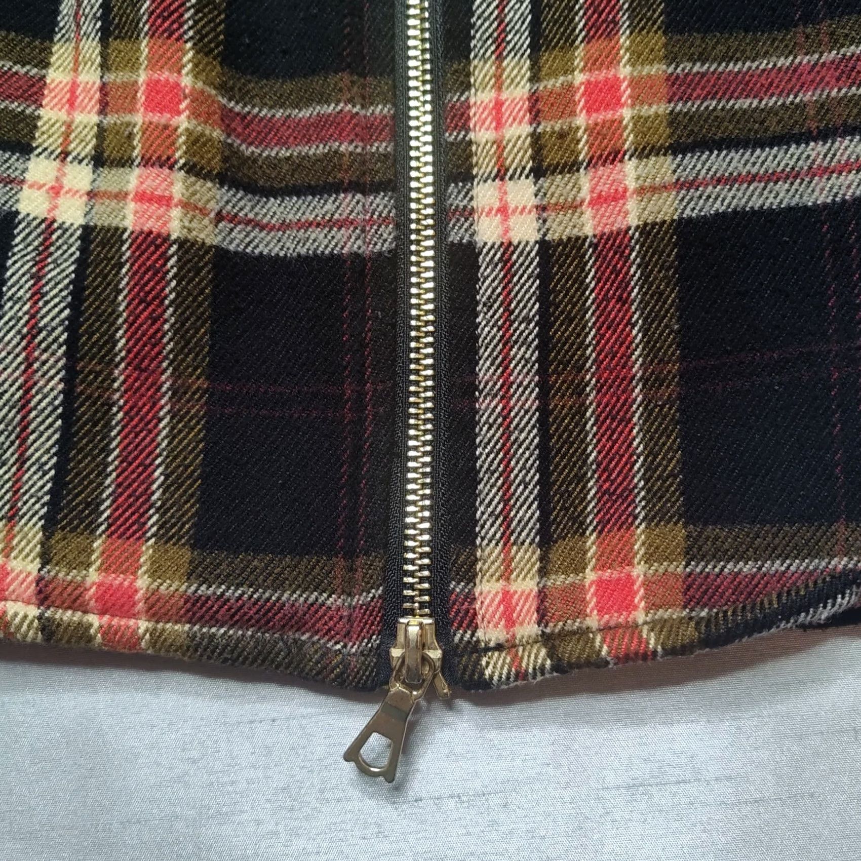 Forever 21 FOREVER 21 Men XS Black Orange Plaid Full Zip Flannel Shacket Jacket Size US XS / EU 42 / 0 - 5 Thumbnail