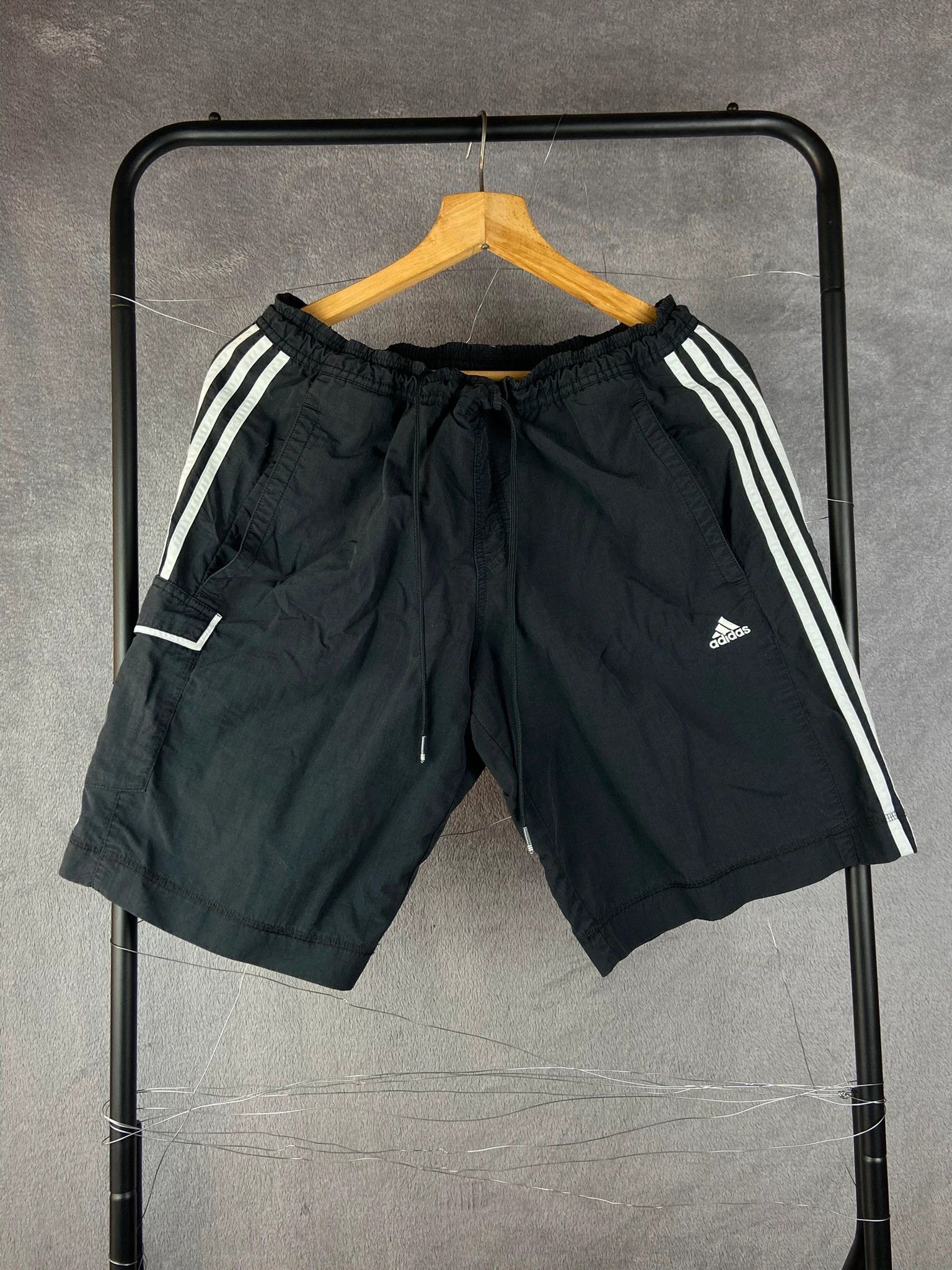 Adidas Adidas shorts black vintage retro streetwear Size 34" / US 12 / IT 48 - 1 Thumbnail