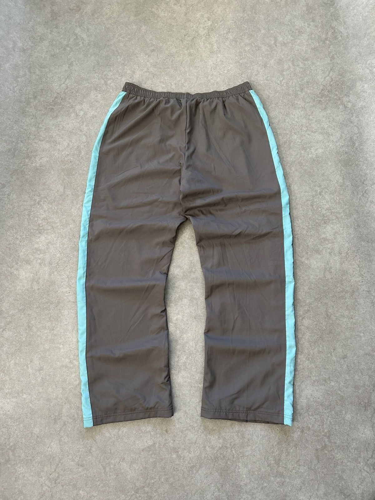 Nike Vintage Nike Track Pants Y2K Athletic Wear Casual Essential Size US 34 / EU 50 - 3 Thumbnail