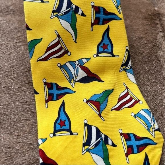 Polo Ralph Lauren × Vintage Polo by Ralph Lauren Yellow Silk Burgee Flags Nautical Tie V Size ONE SIZE - 2 Thumbnail