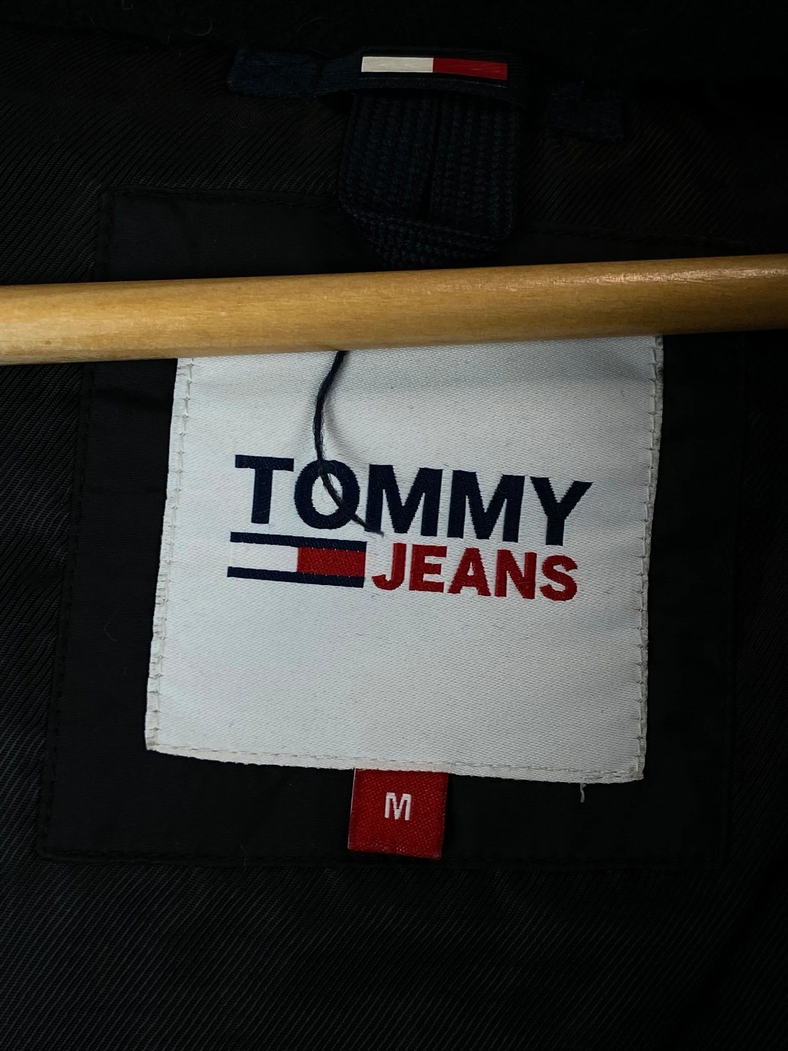 Tommy Hilfiger Tommy Hilfiger Black Jacket M Vintage Streetwear Size US M / EU 48-50 / 2 - 5 Thumbnail