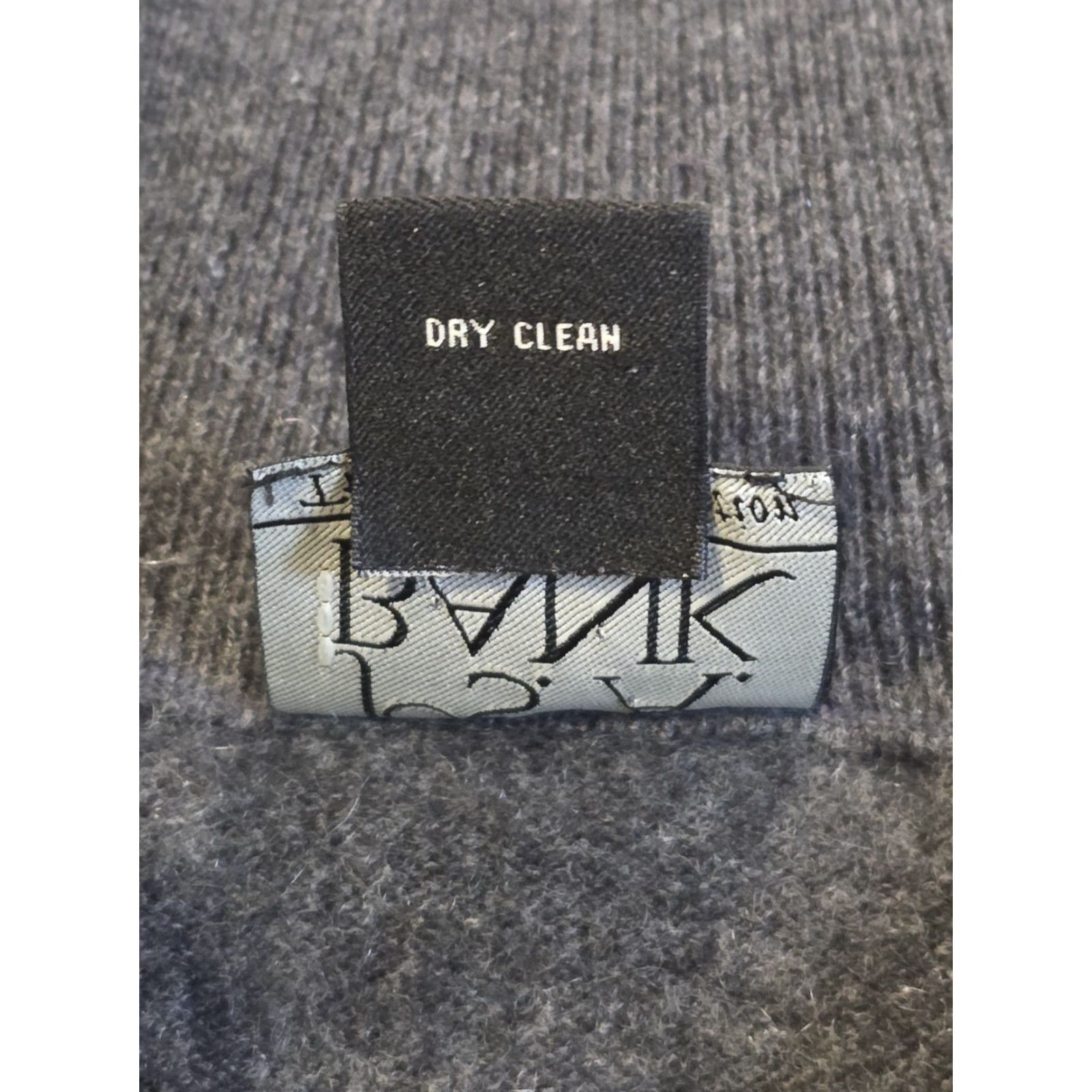 Jos. A. Bank VINTAGE Jos. A. Bank Travelers Collection 100% Cashmere 1/4 Sweater Charcoal Gray Medium Size US M / EU 48-50 / 2 - 5 Thumbnail